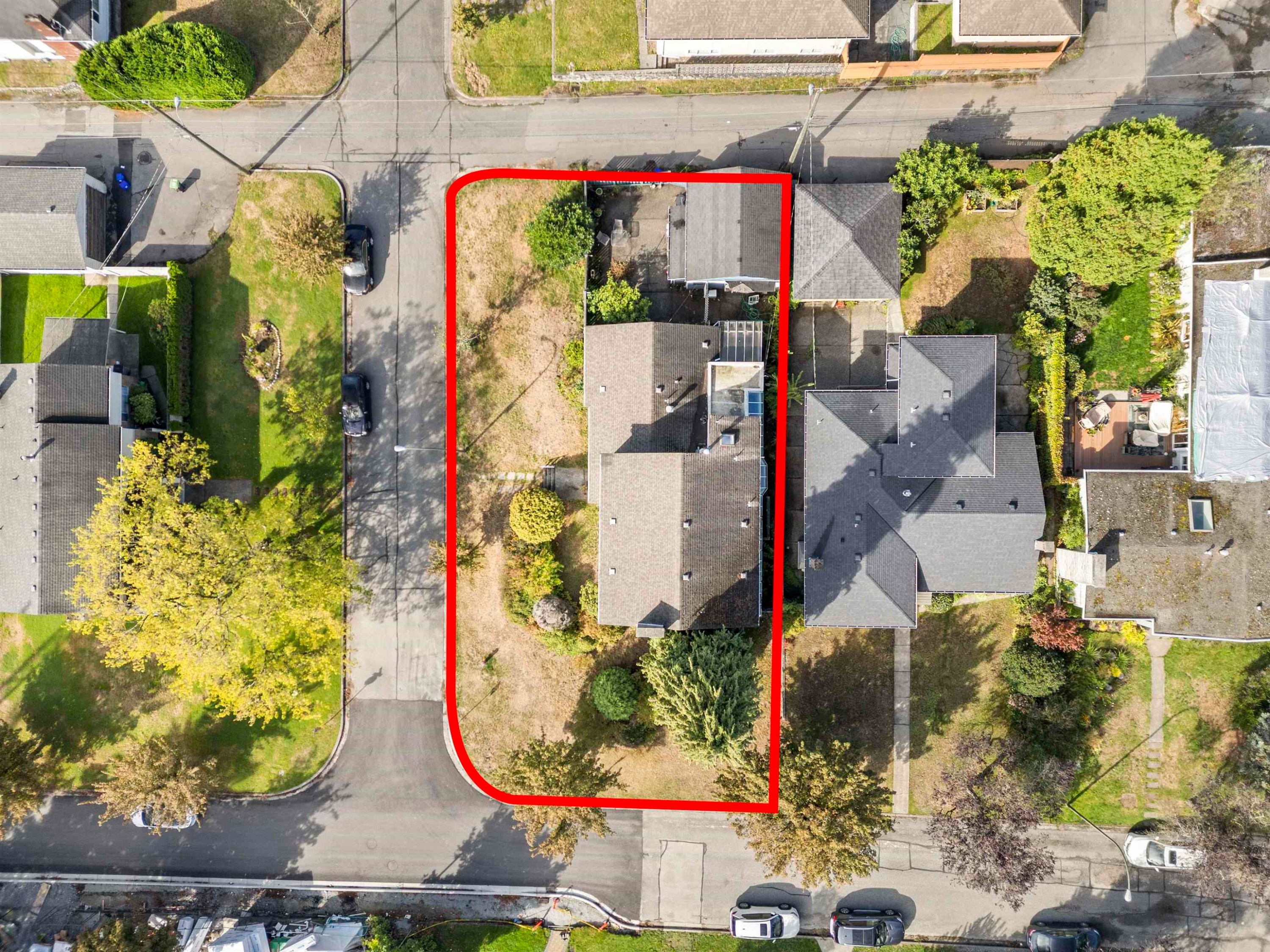 609 52Nd Avenue W, Vancouver, BC