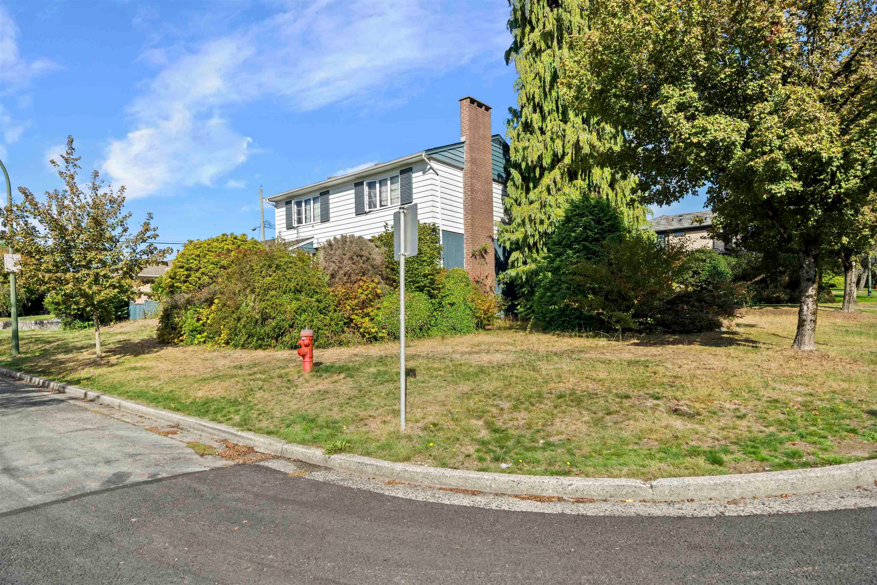 609 52Nd Avenue W, Vancouver, BC