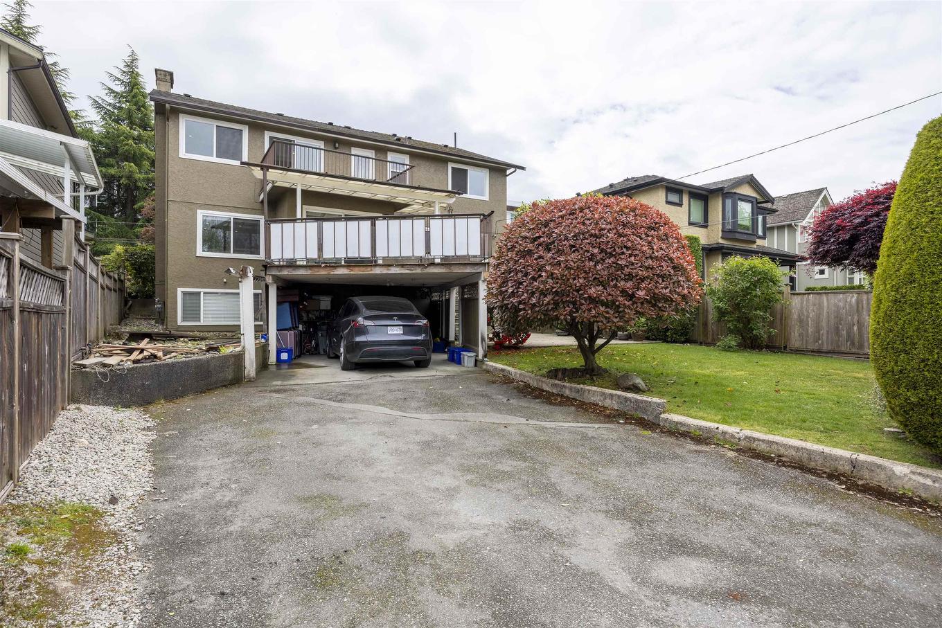 915 33Rd Avenue W, Vancouver, BC