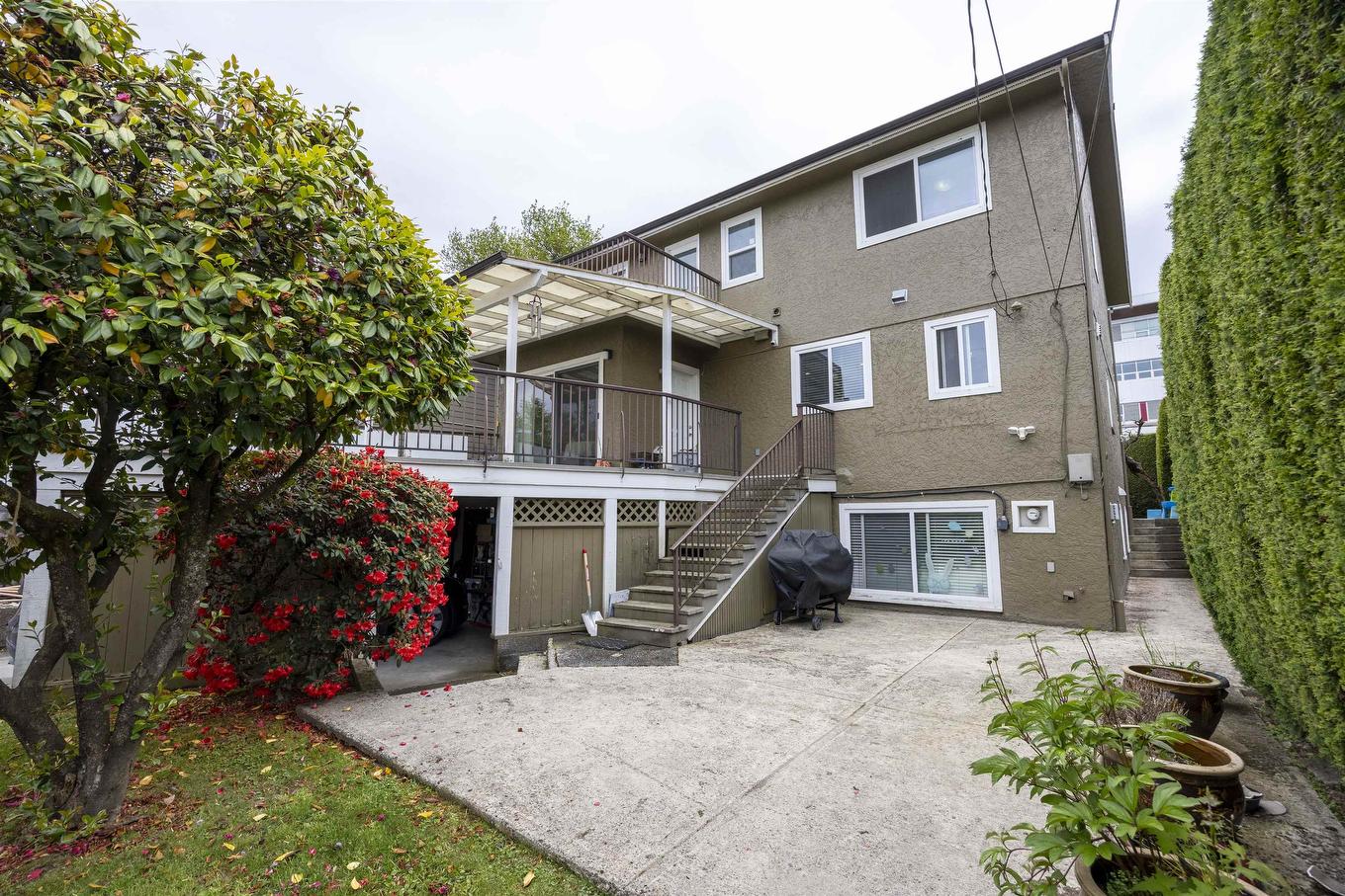 915 33Rd Avenue W, Vancouver, BC