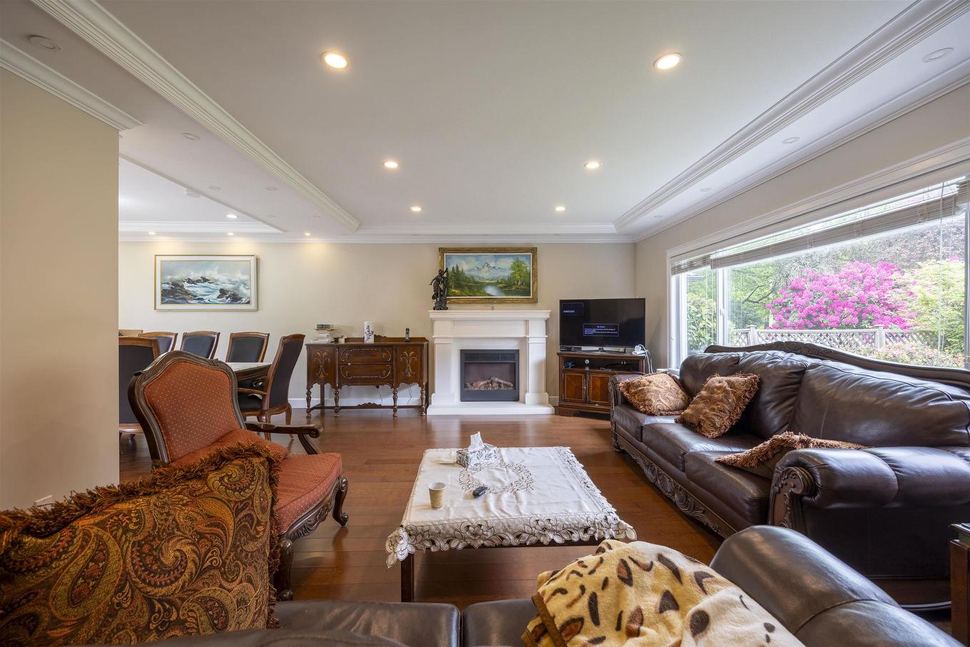 915 33Rd Avenue W, Vancouver, BC