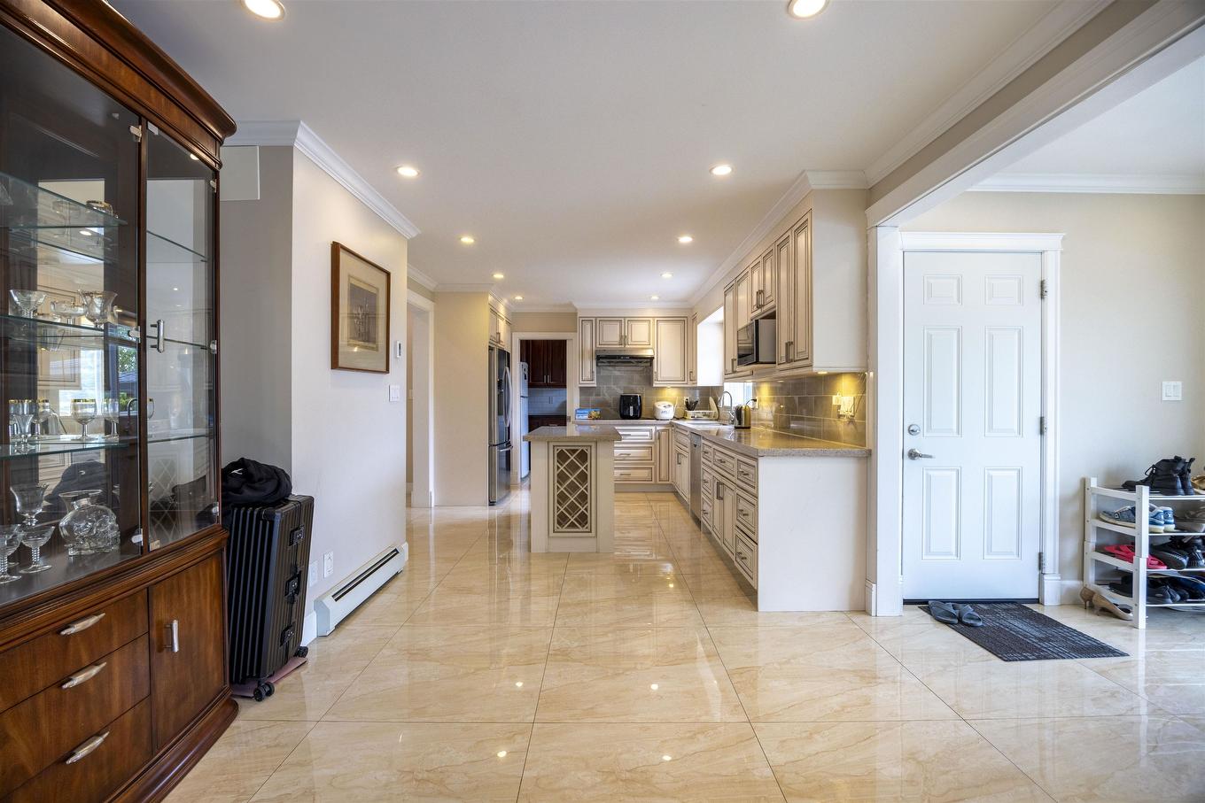 915 33Rd Avenue W, Vancouver, BC