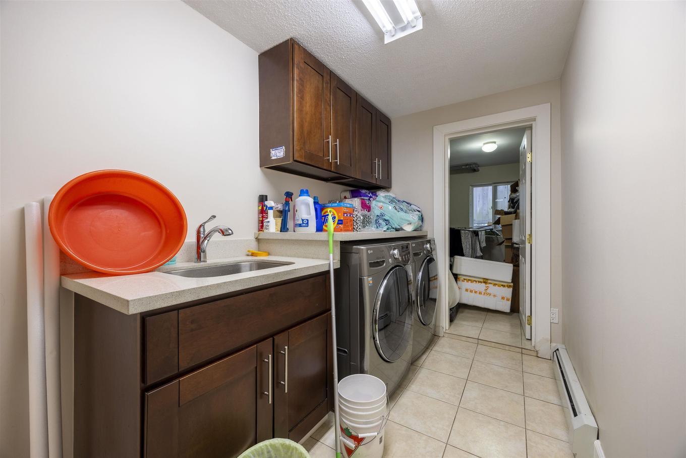 915 33Rd Avenue W, Vancouver, BC