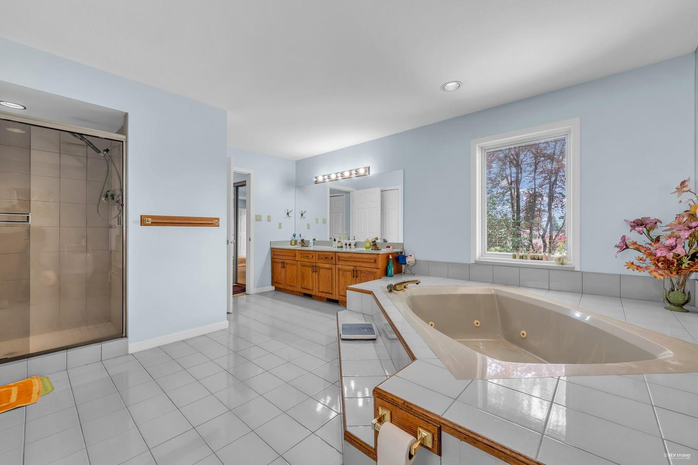 1338 54Th Avenue W, Vancouver, BC