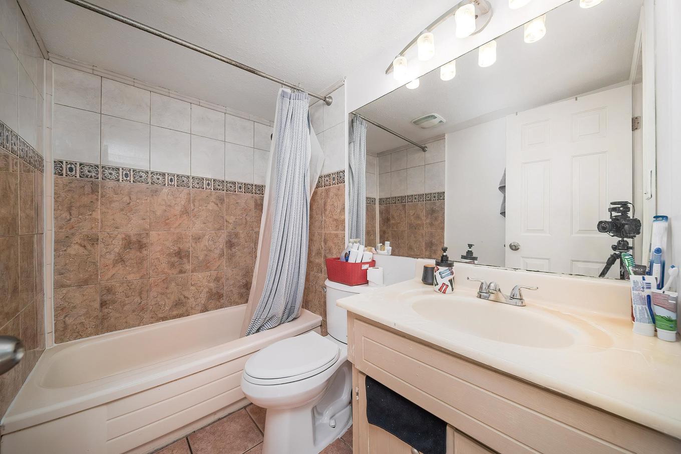 5146 Hastings Street, Burnaby, BC