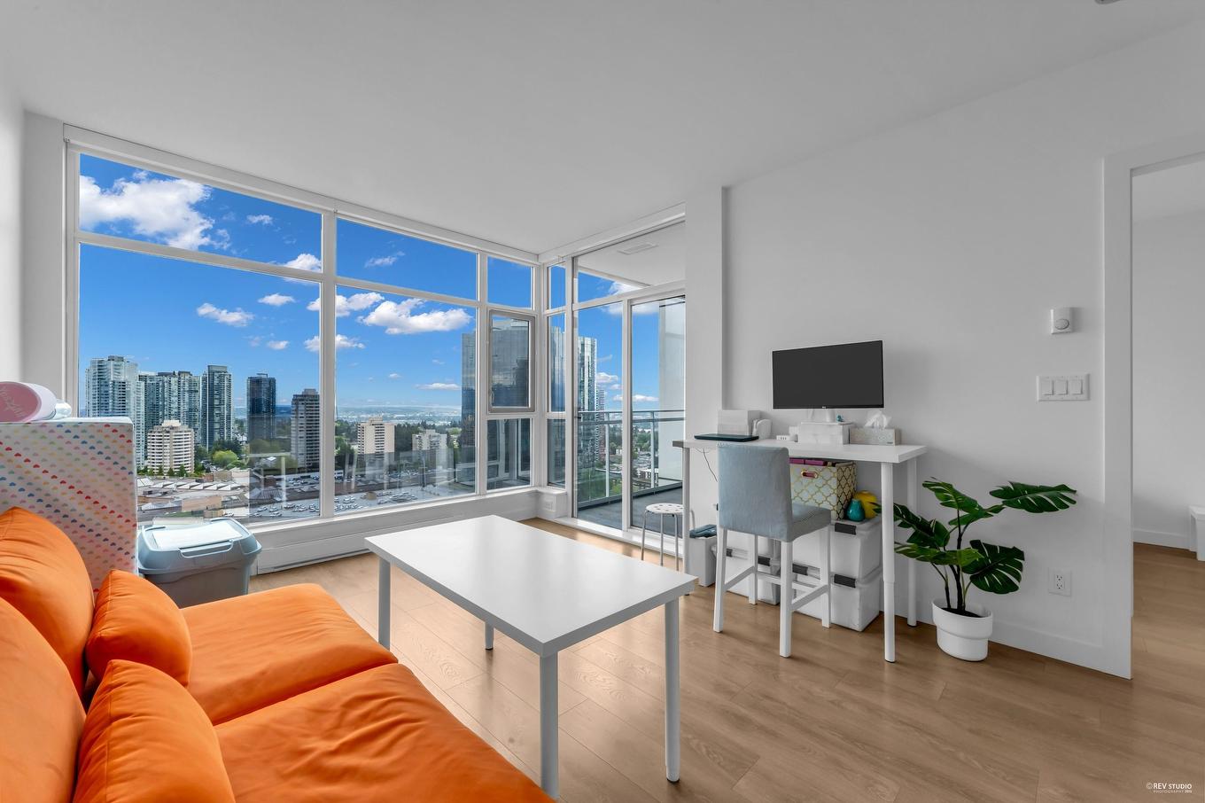 2701-4670 Assembly Way, Burnaby, BC