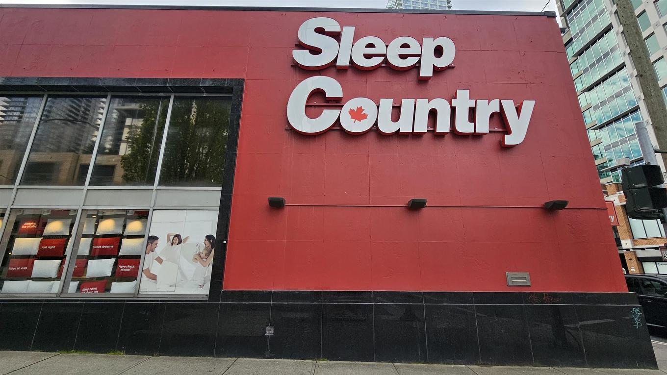 2701-4670 Assembly Way, Burnaby, BC