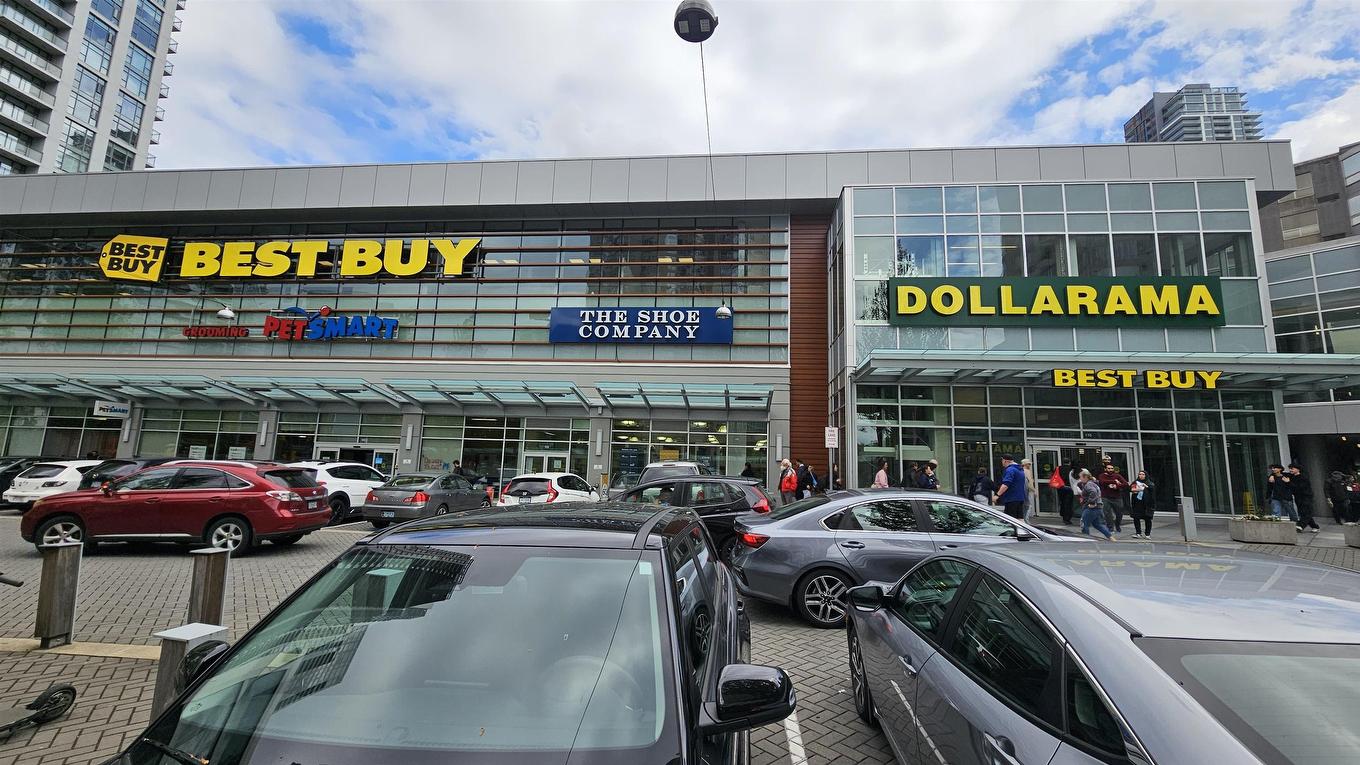 2701-4670 Assembly Way, Burnaby, BC