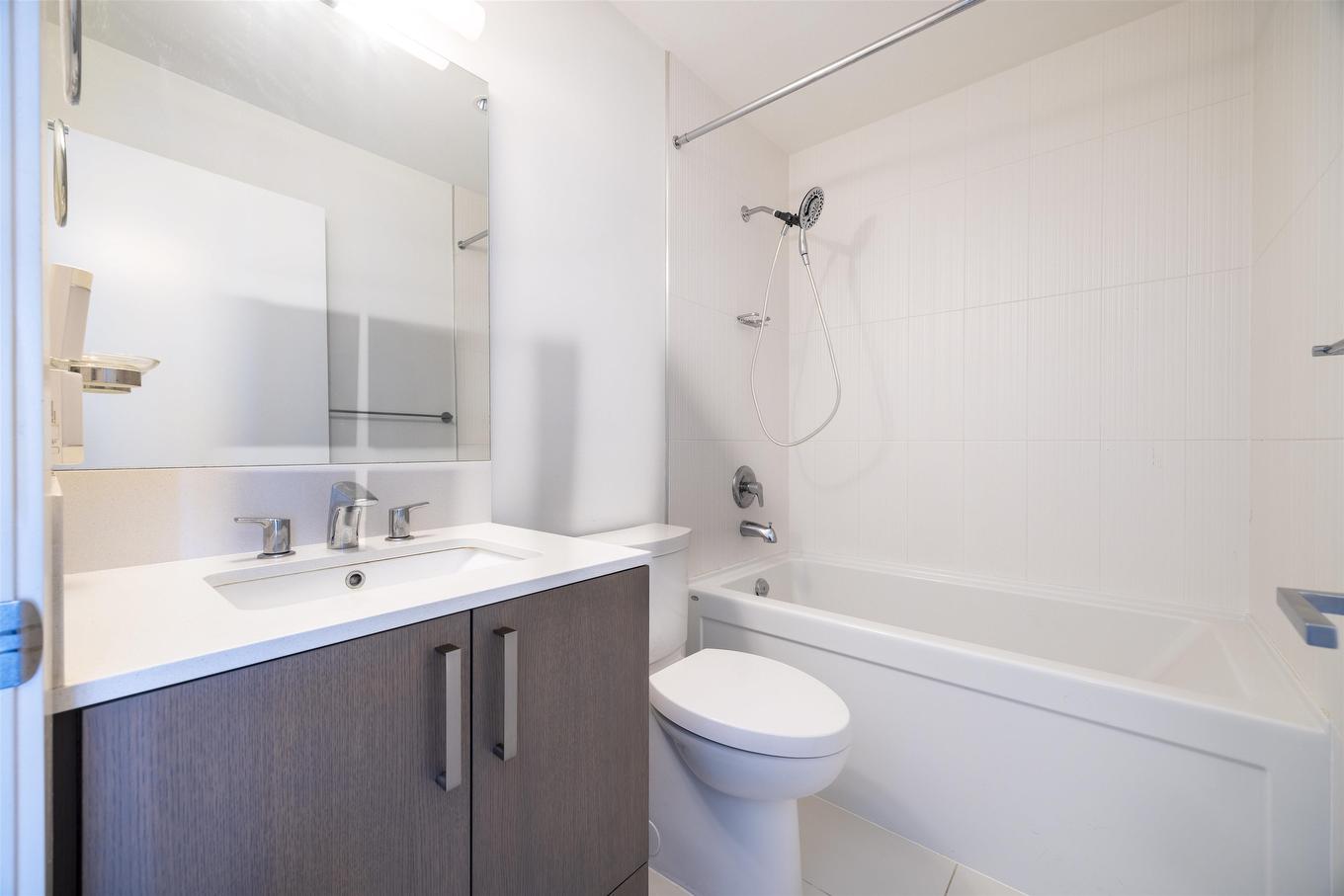 309-10033 River Drive, Richmond, BC