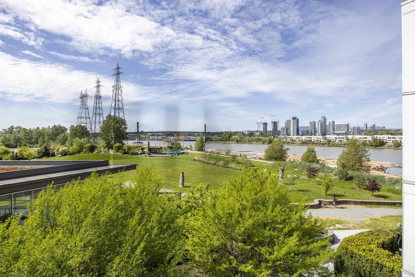 309-10033 River Drive, Richmond, BC