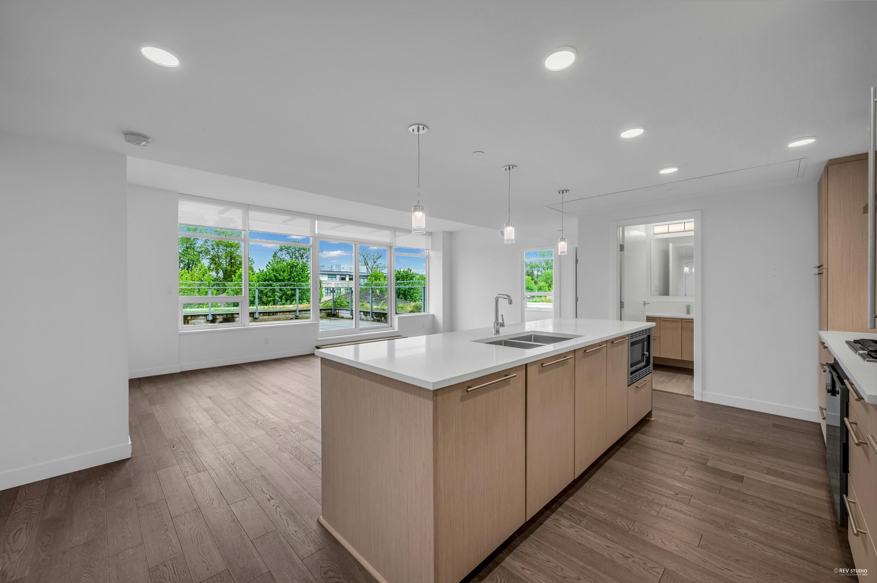 303-5077 Cambie Street, Vancouver, BC