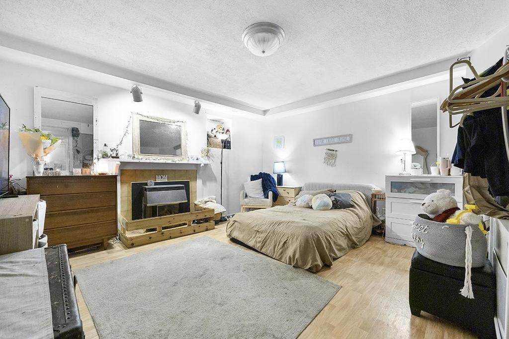 21670 119 Avenue, Maple Ridge, BC