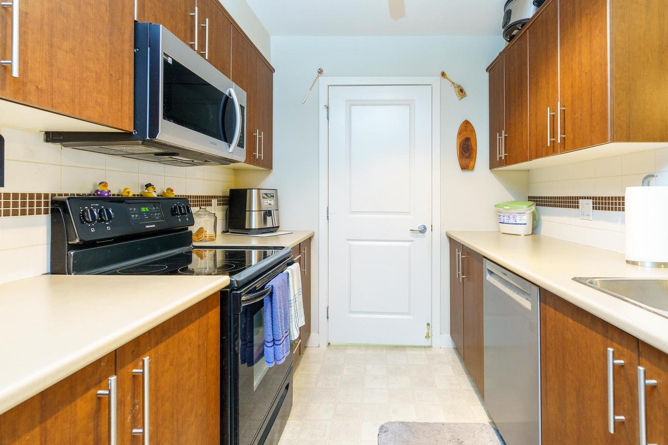 120-12238 224 Street, Maple Ridge, BC