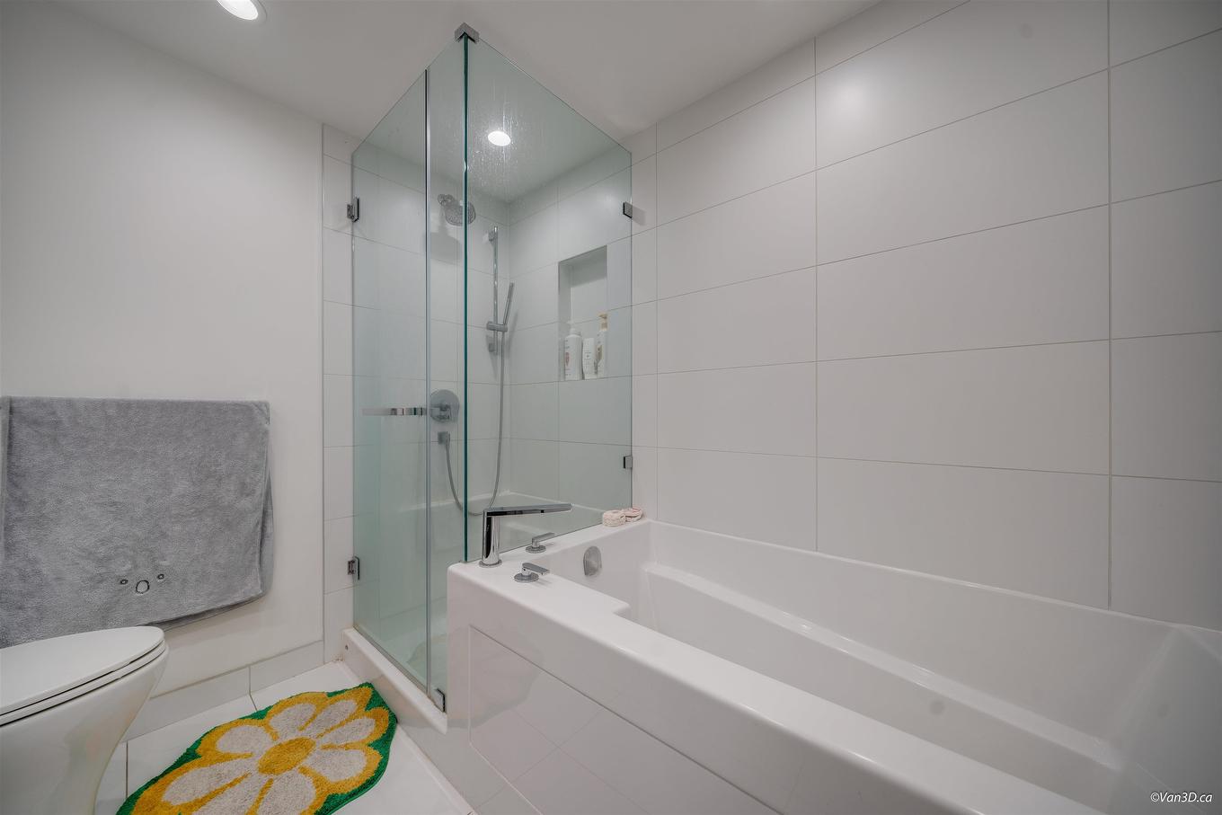 1010-450 Westview Street, Coquitlam, BC