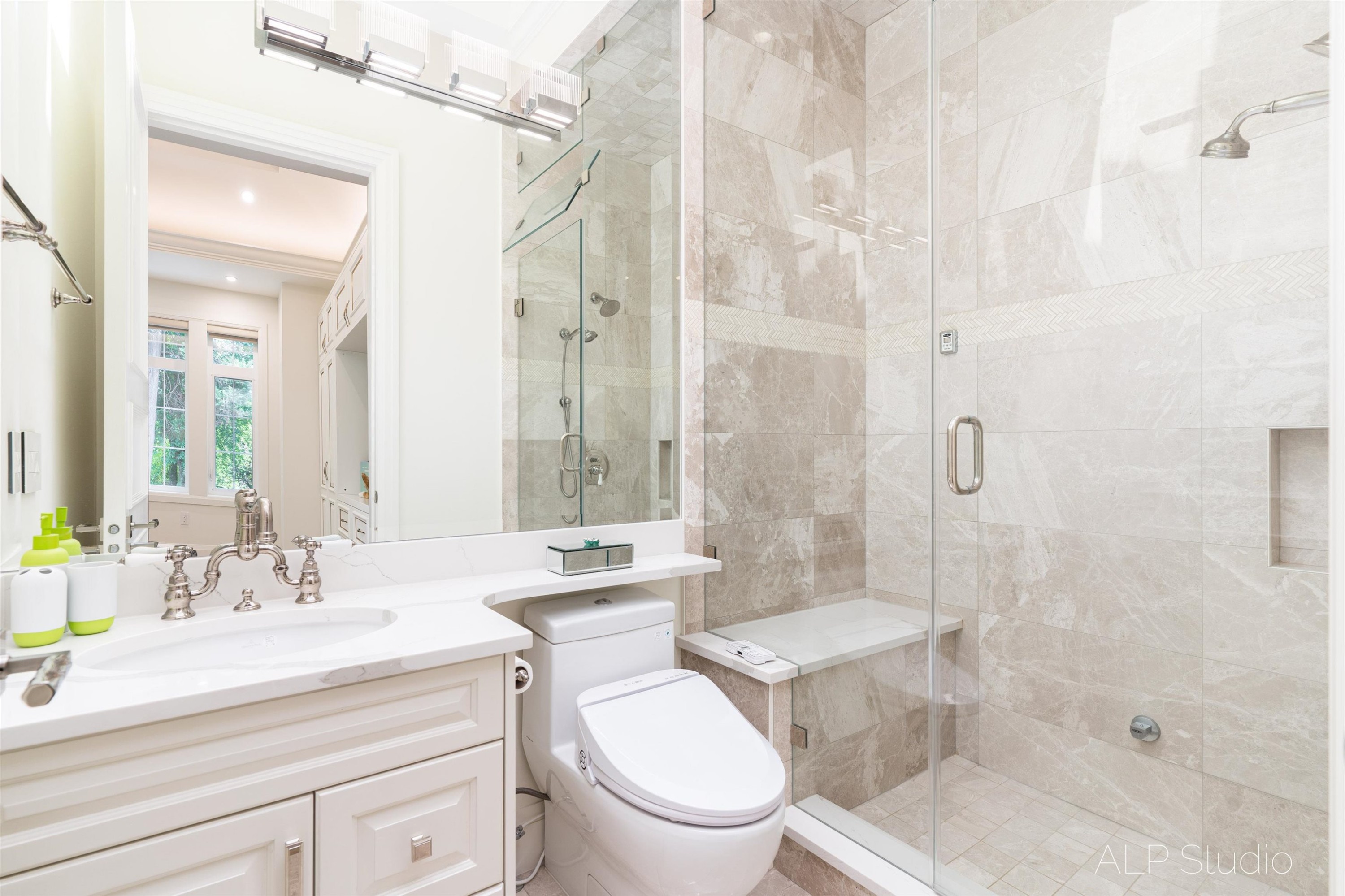 6038 Marguerite Street, Vancouver, BC