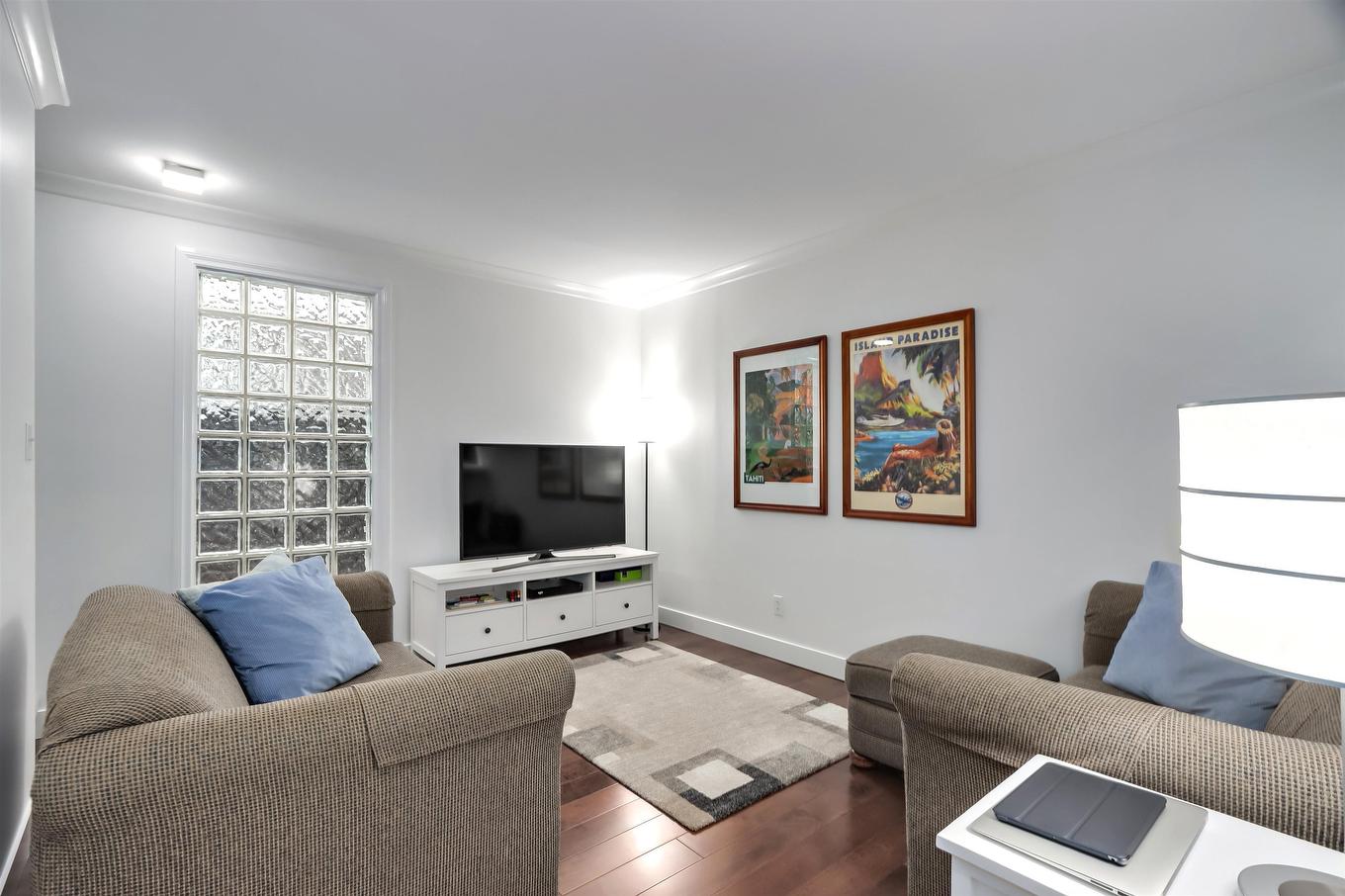 6590 Nelson Avenue, West Vancouver, BC