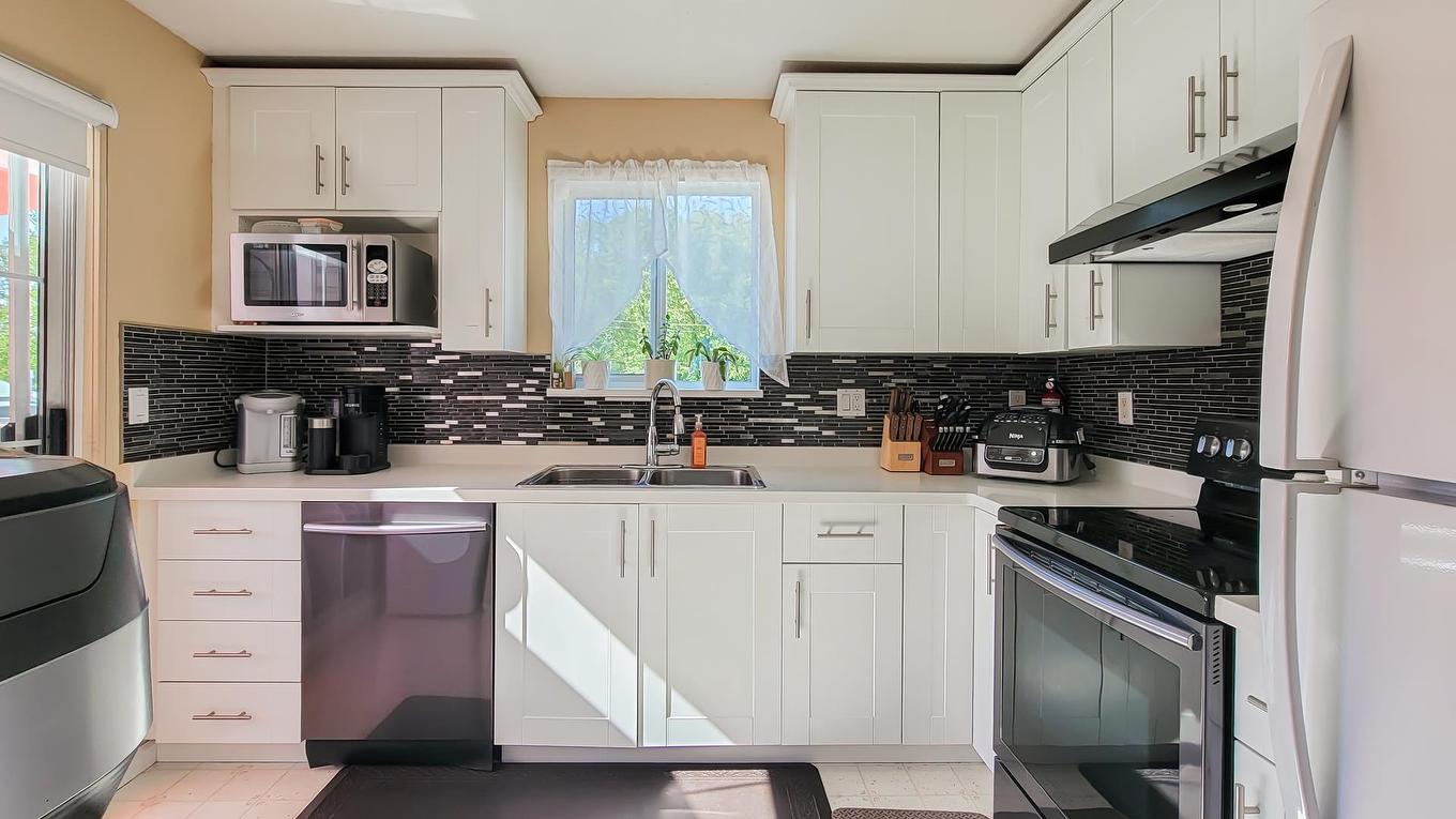 304-2678 Dixon Street, Port Coquitlam, BC