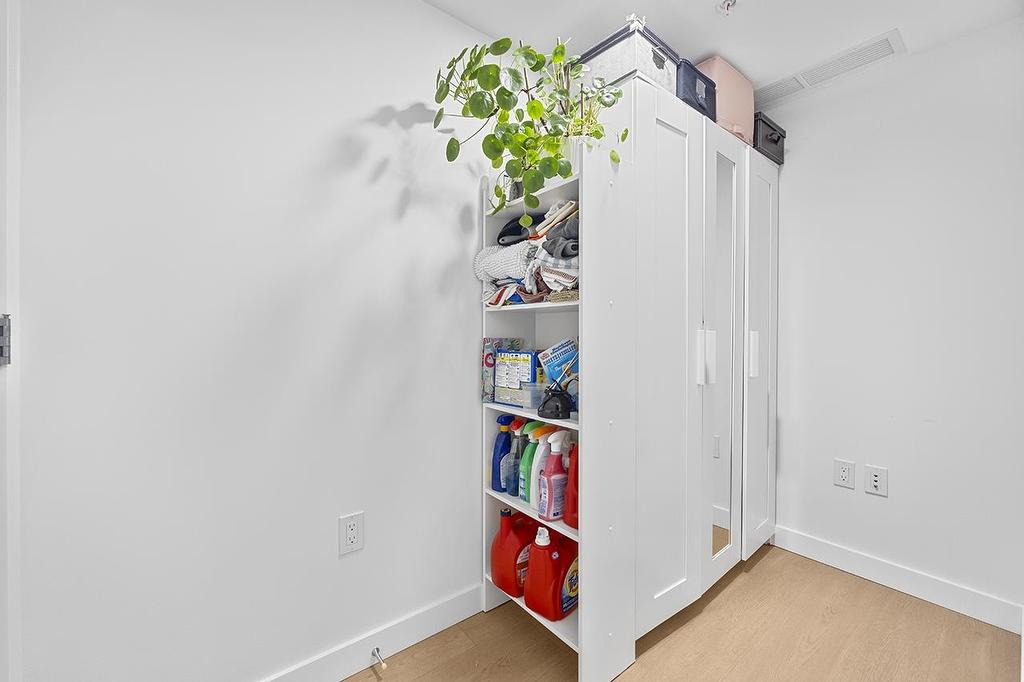 1506-7769 Park Crescent, Burnaby, BC