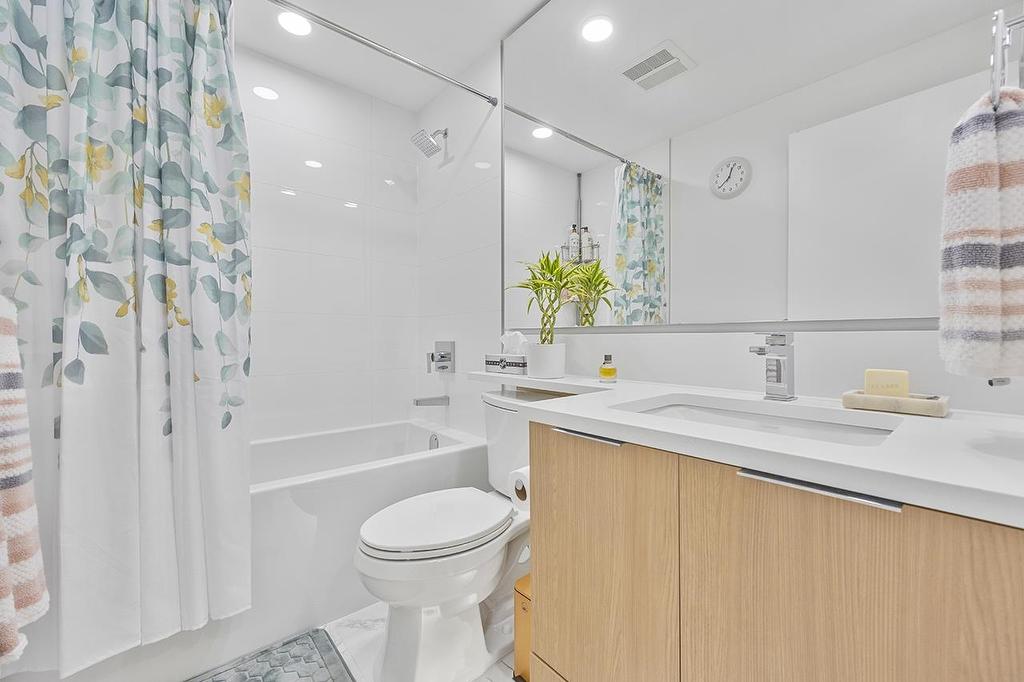 1506-7769 Park Crescent, Burnaby, BC