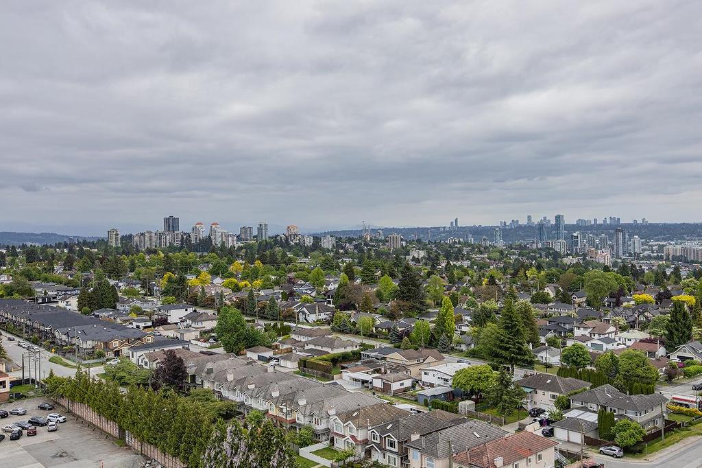 1506-7769 Park Crescent, Burnaby, BC