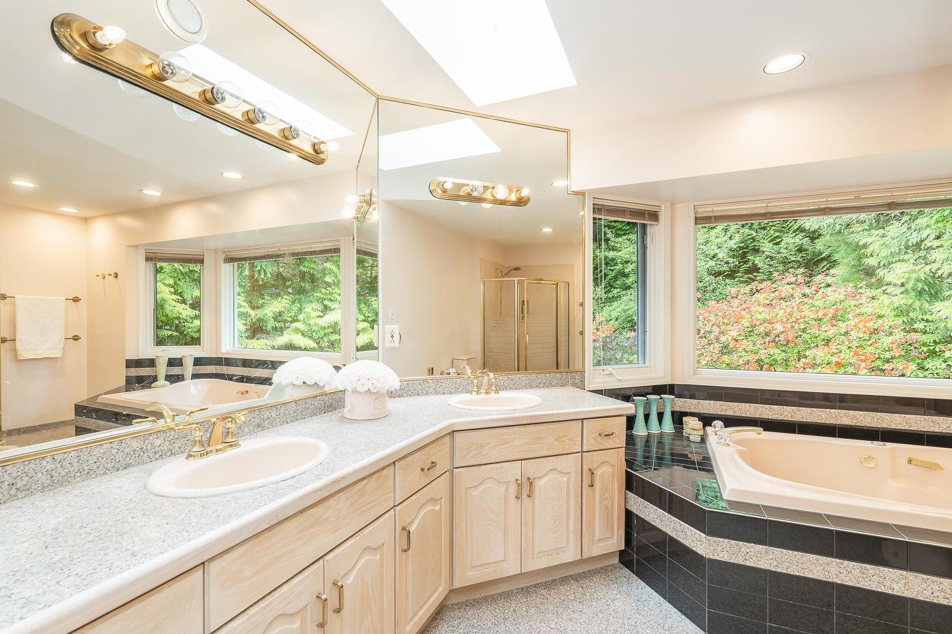 4153 Quarry Court, North Vancouver, BC