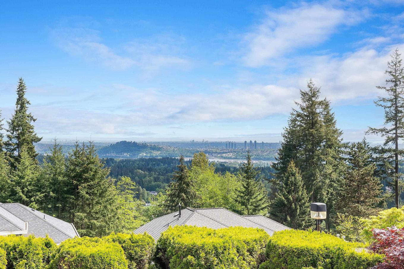 4153 Quarry Court, North Vancouver, BC