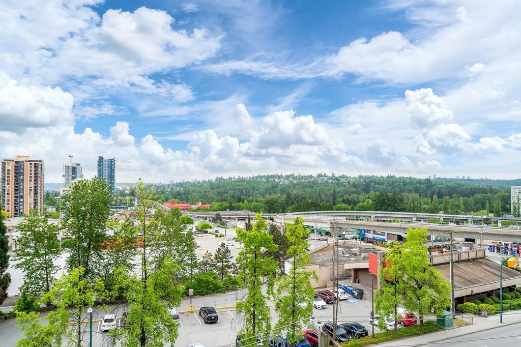 501-518 Whiting Way, Coquitlam, BC