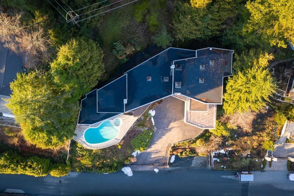 1151 Millstream Road, West Vancouver, BC