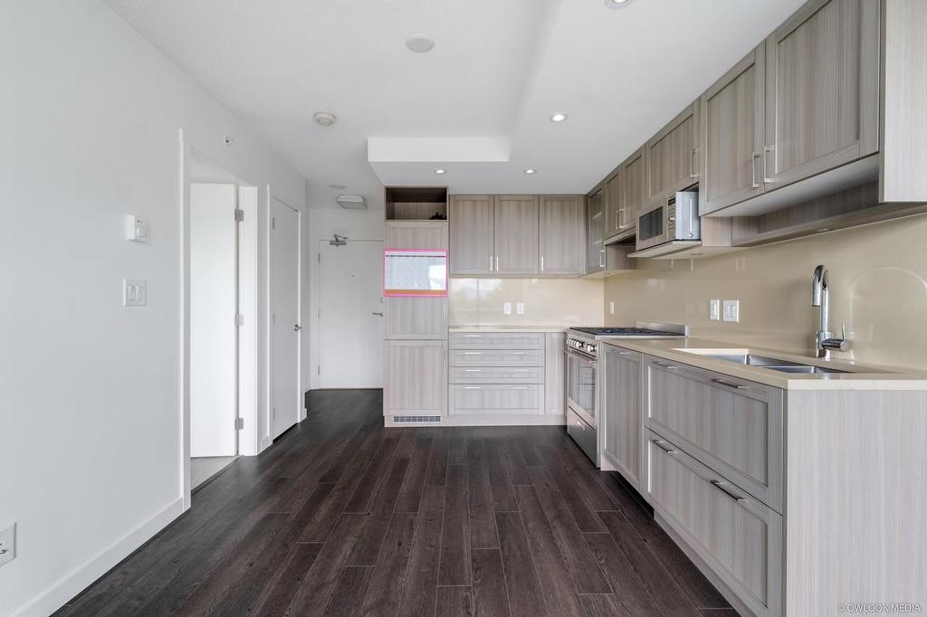 709-5470 Ormidale Street, Vancouver, BC