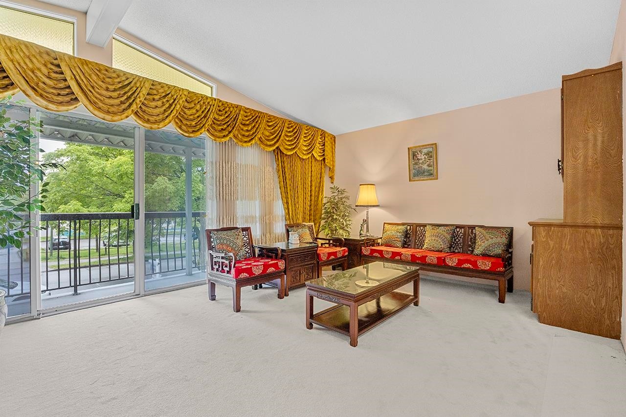 919 39Th Avenue E, Vancouver, BC