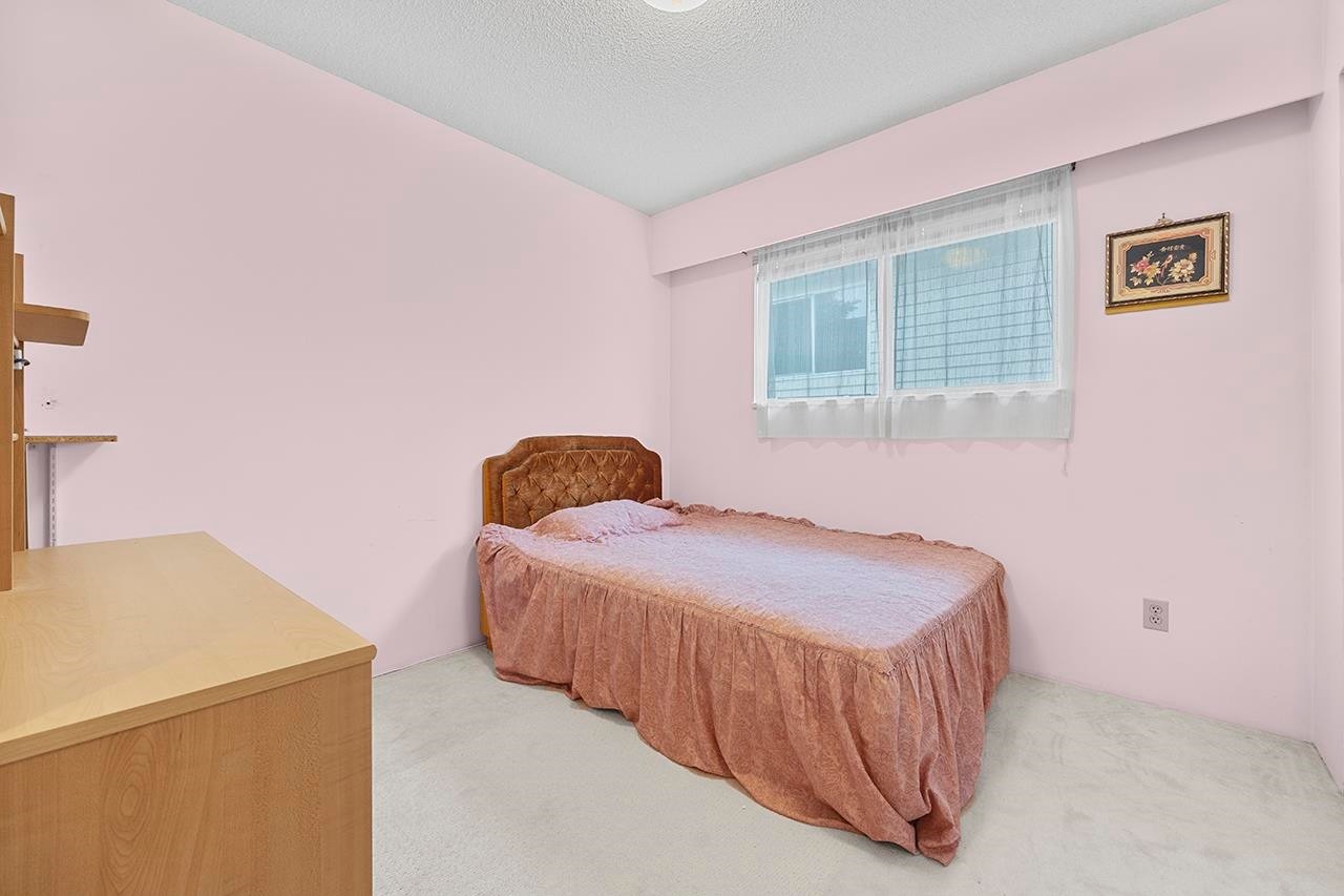 919 39Th Avenue E, Vancouver, BC