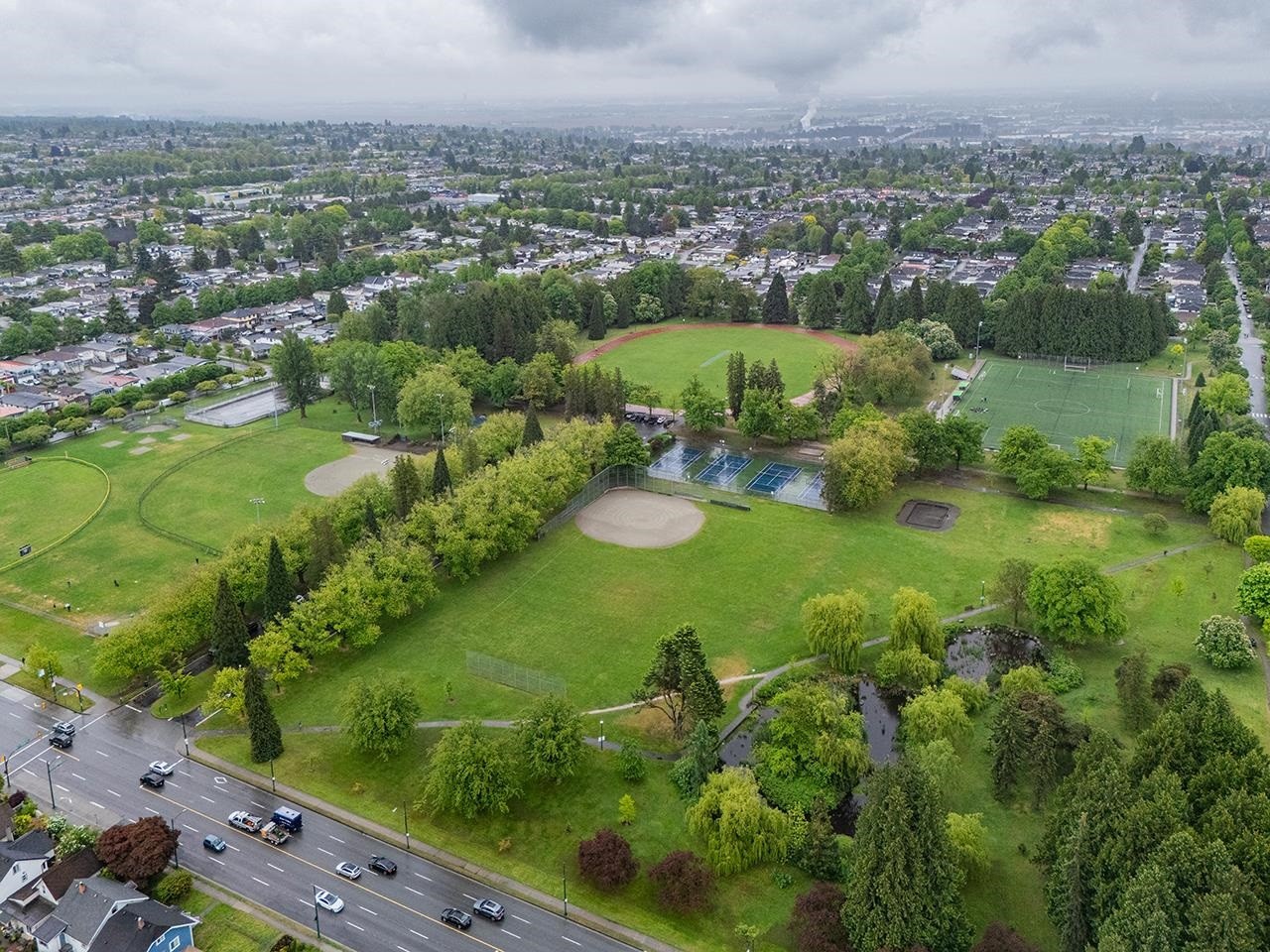 919 39Th Avenue E, Vancouver, BC