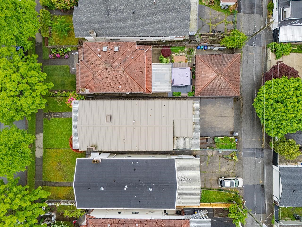 919 39Th Avenue E, Vancouver, BC