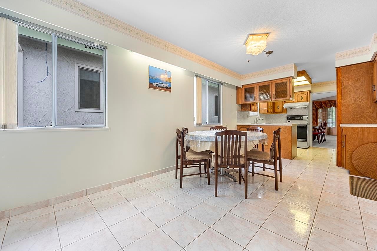 919 39Th Avenue E, Vancouver, BC