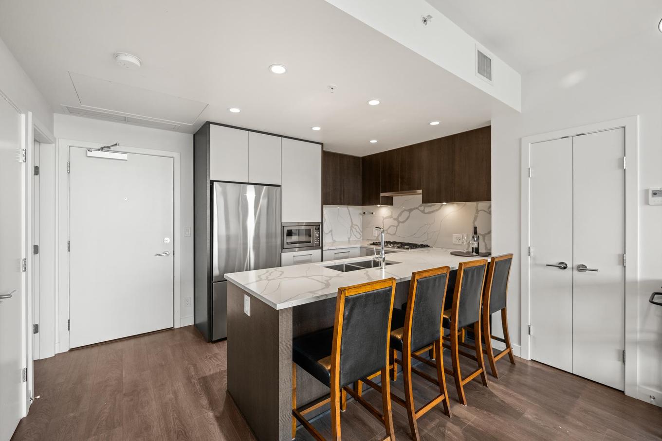 4102-567 Clarke Road, Coquitlam, BC