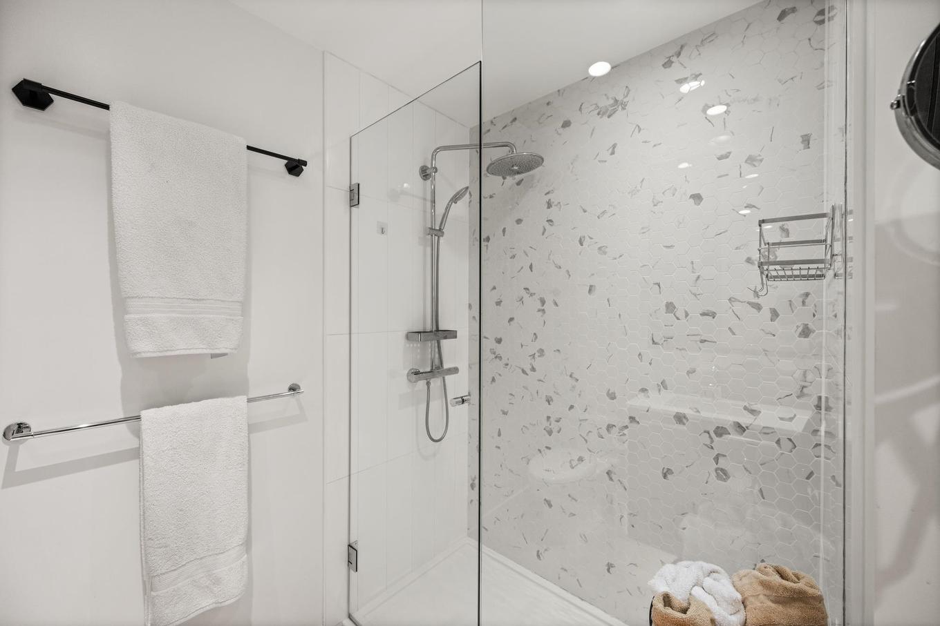 4102-567 Clarke Road, Coquitlam, BC