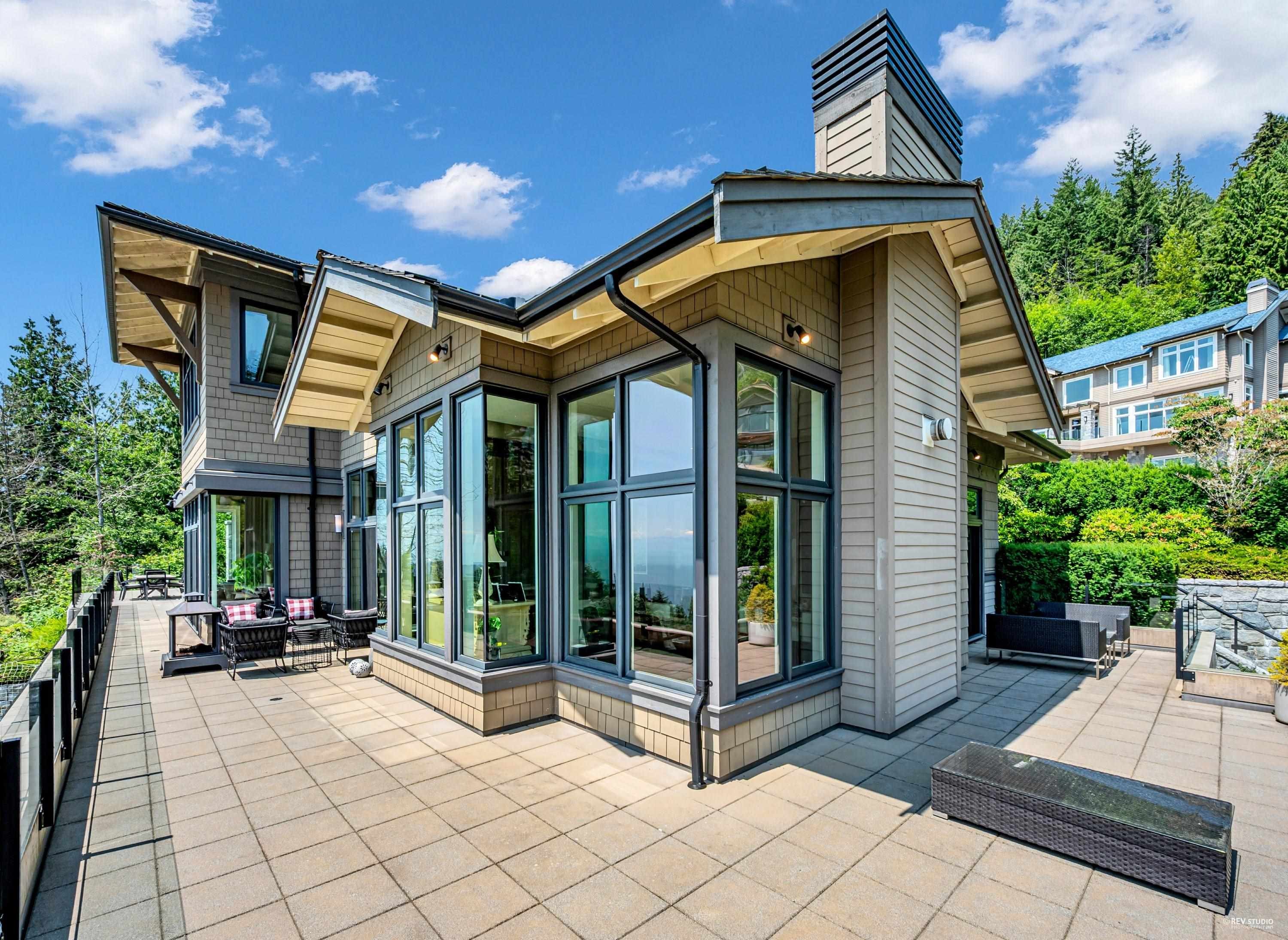 2705 Highview Place, West Vancouver, BC