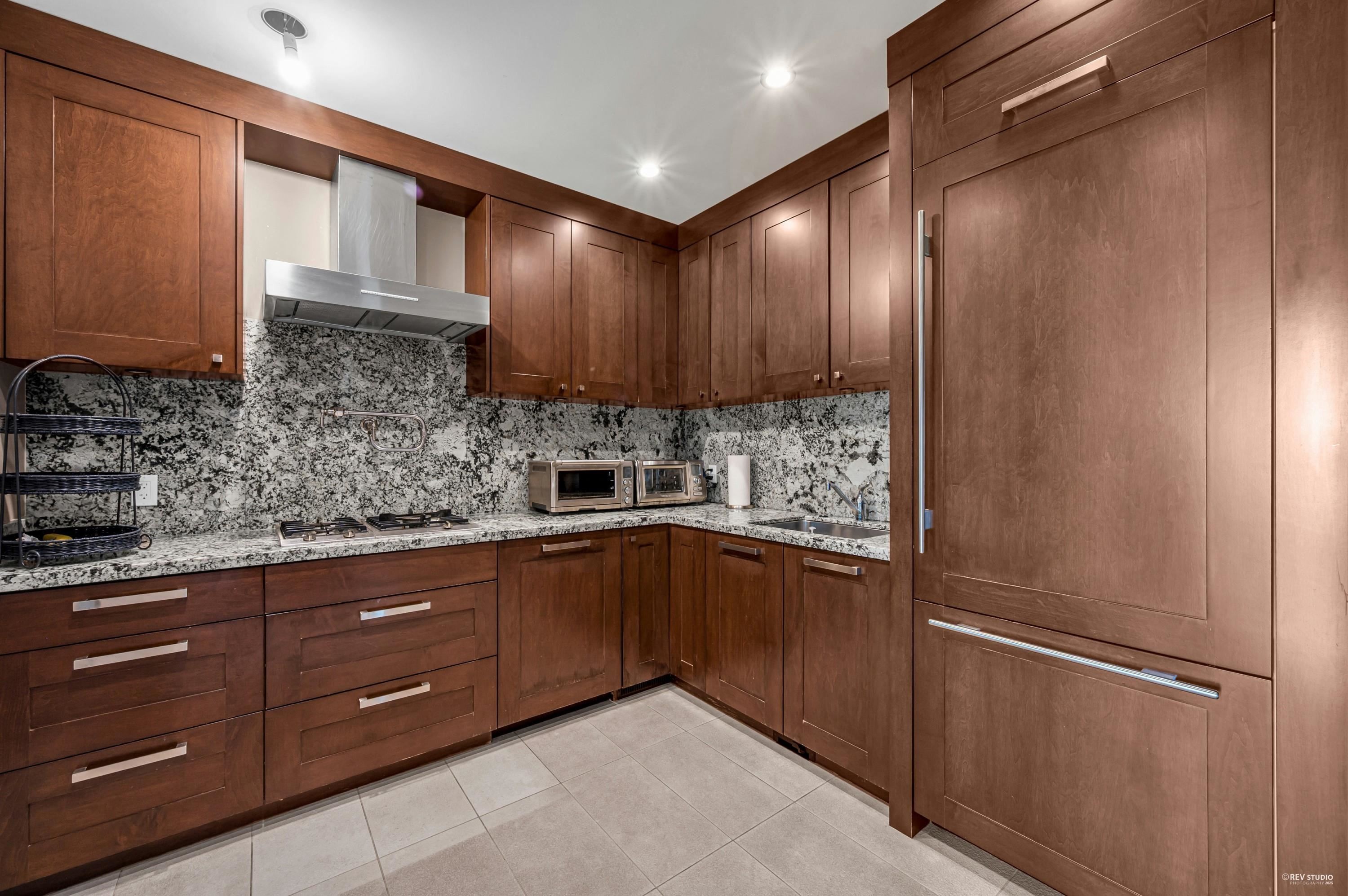 2705 Highview Place, West Vancouver, BC