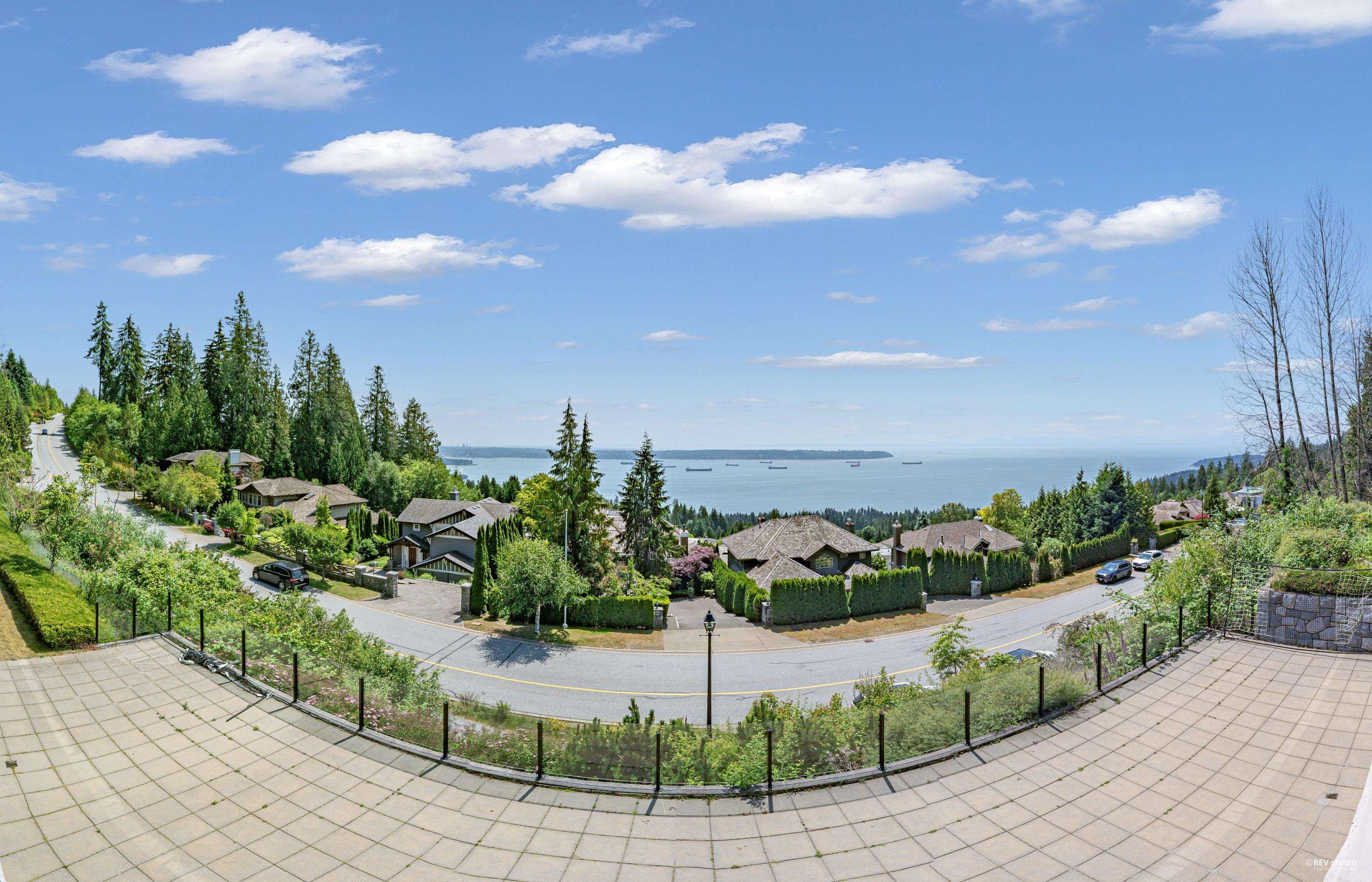 2705 Highview Place, West Vancouver, BC