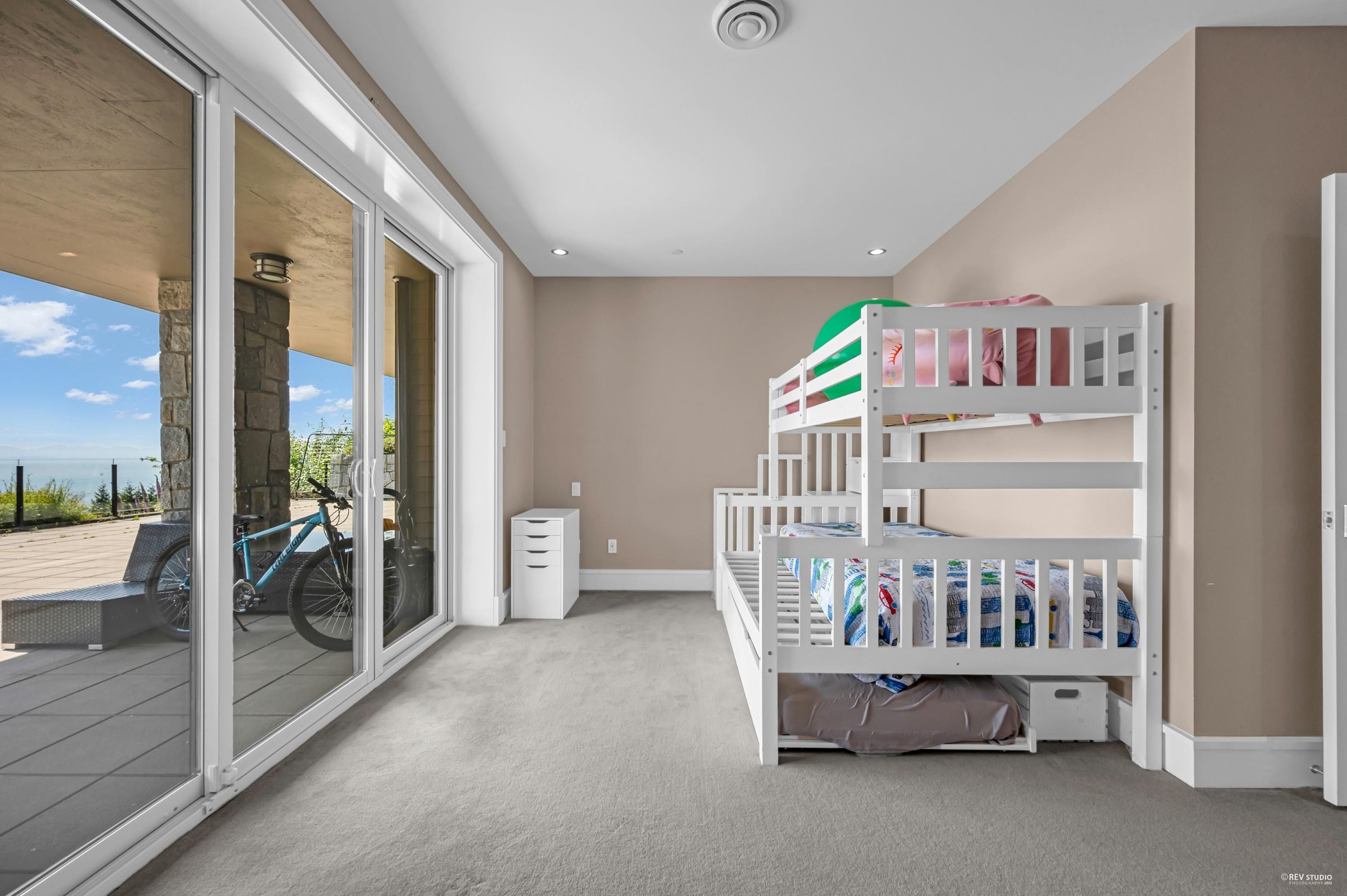 2705 Highview Place, West Vancouver, BC