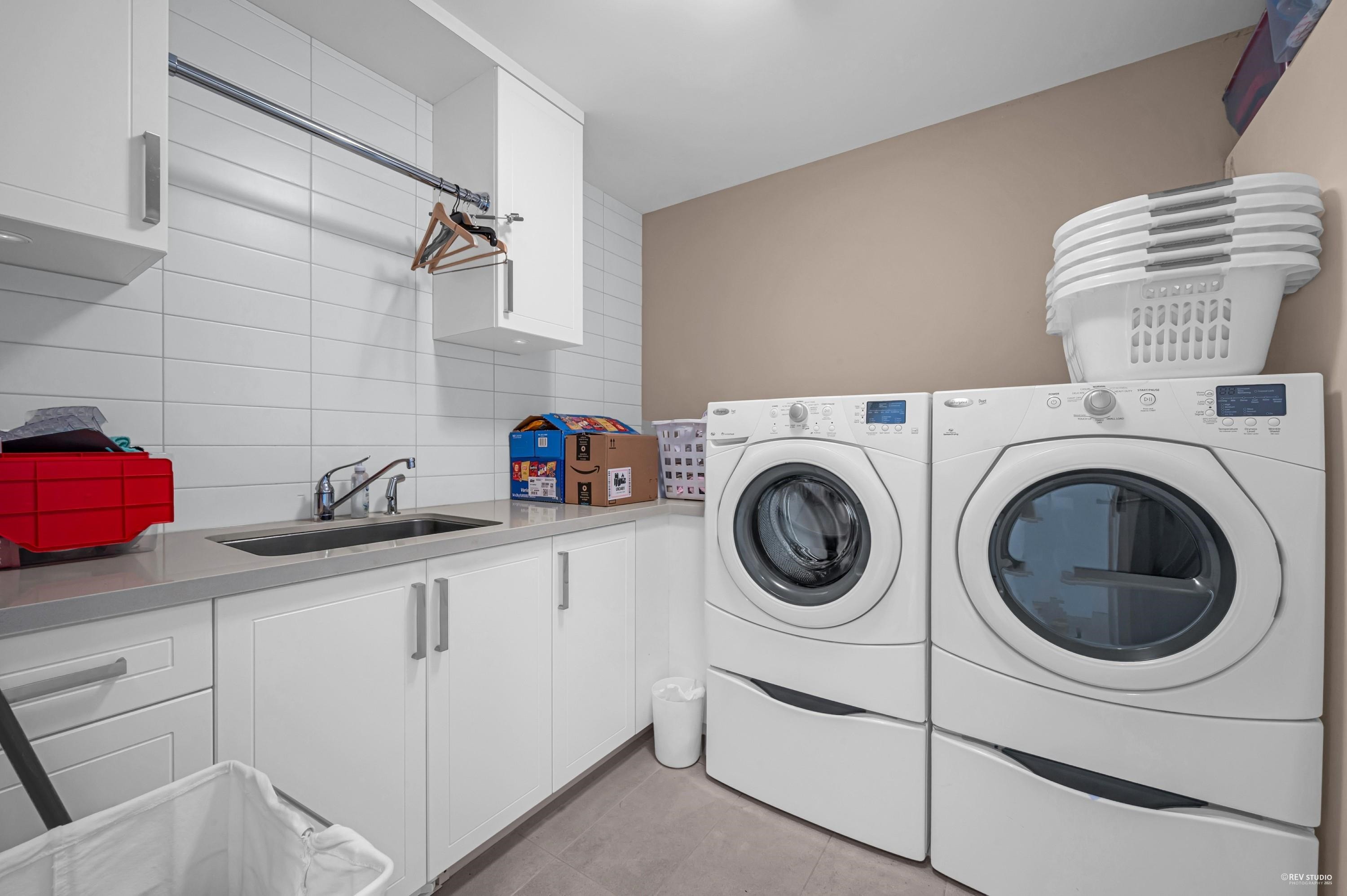 2705 Highview Place, West Vancouver, BC