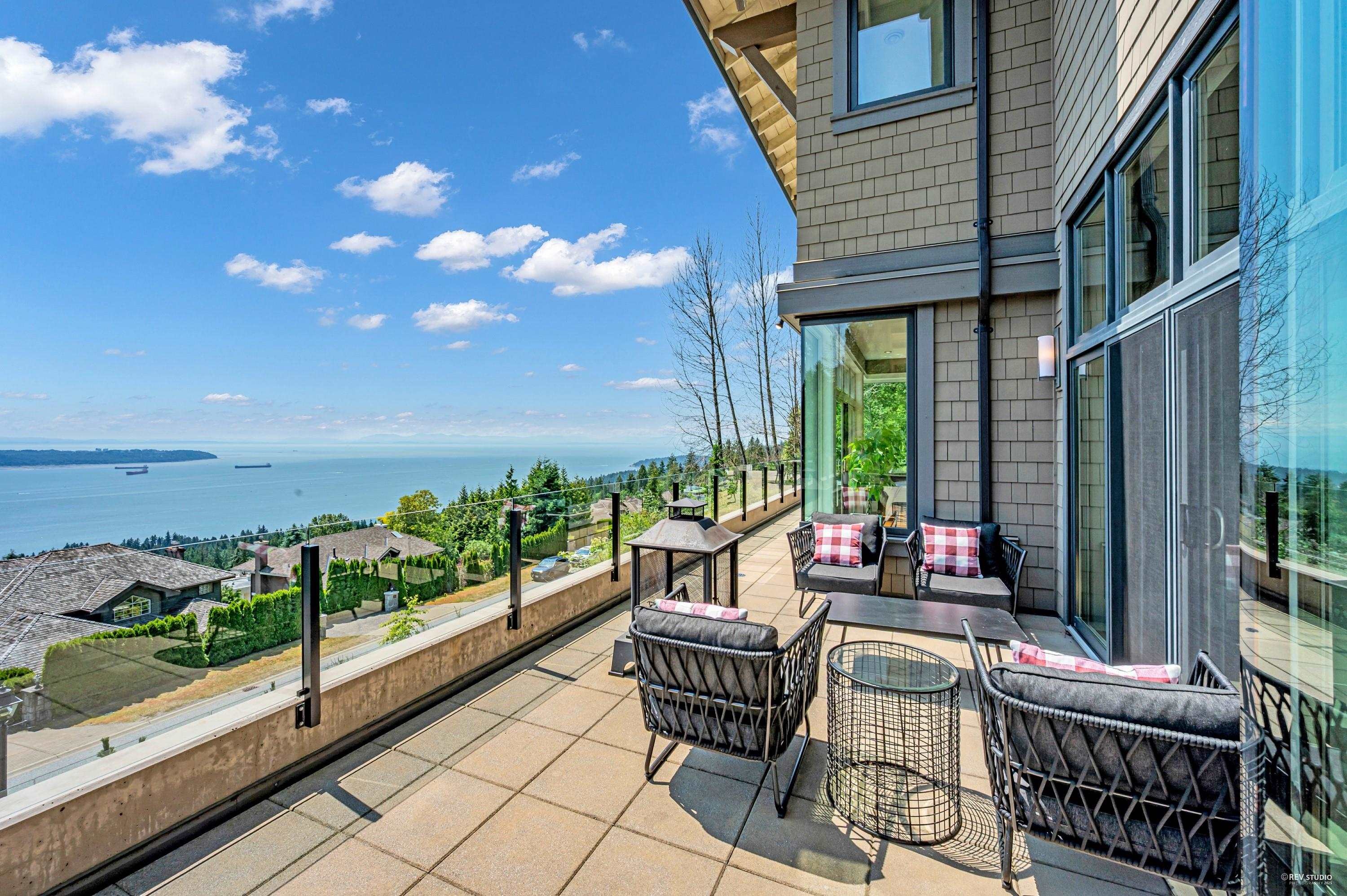 2705 Highview Place, West Vancouver, BC