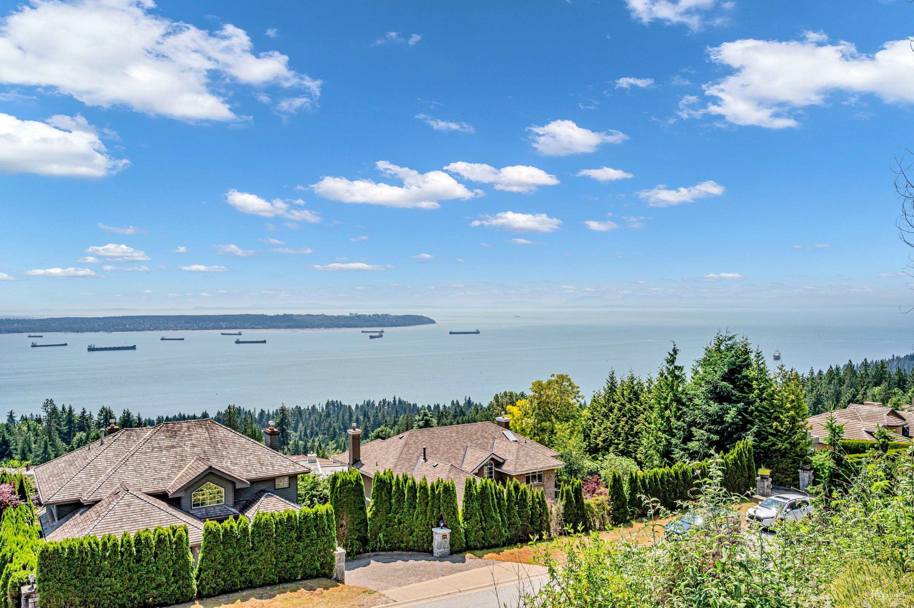 2705 Highview Place, West Vancouver, BC