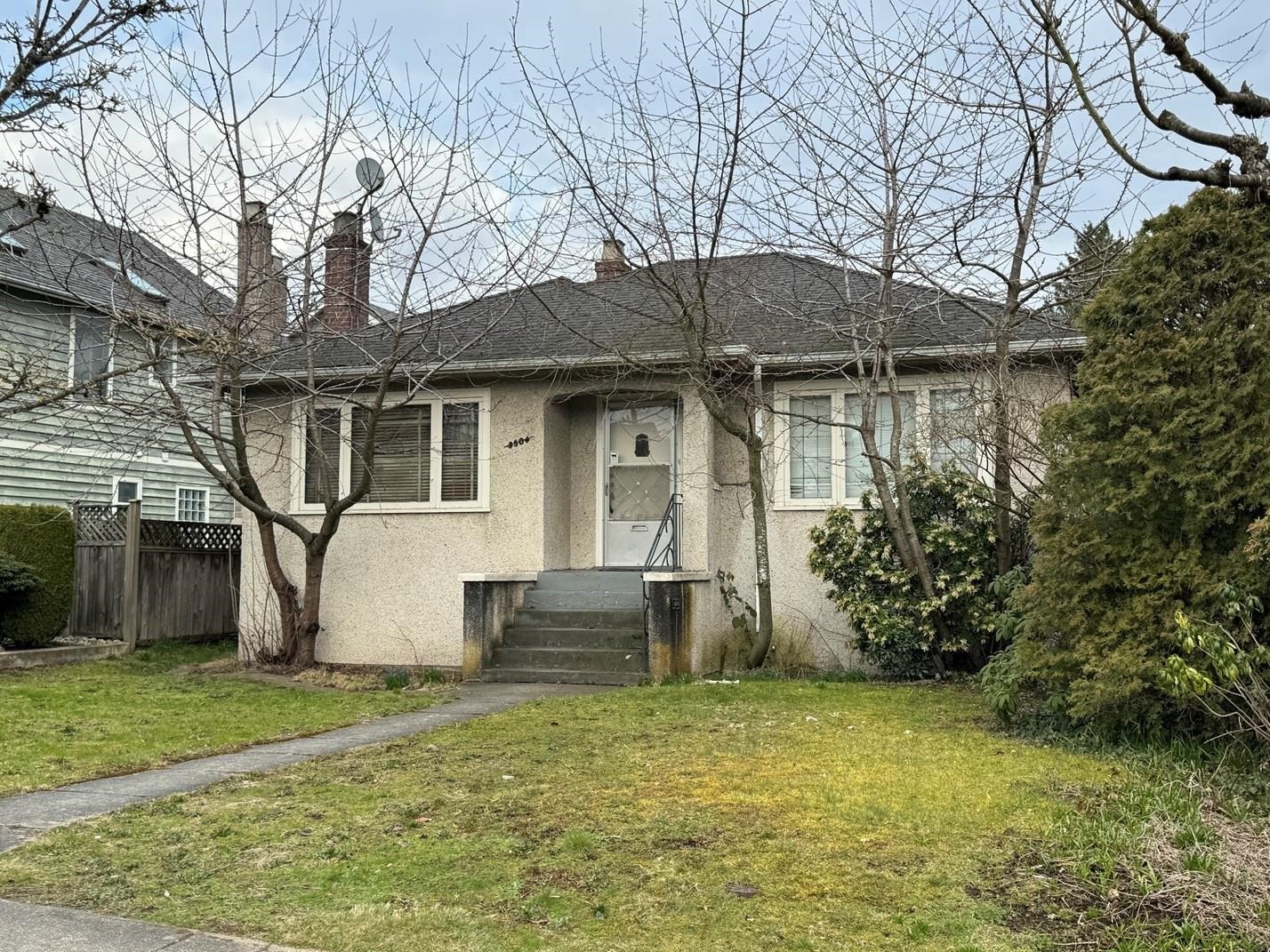 8504 Montcalm Street, Vancouver, BC