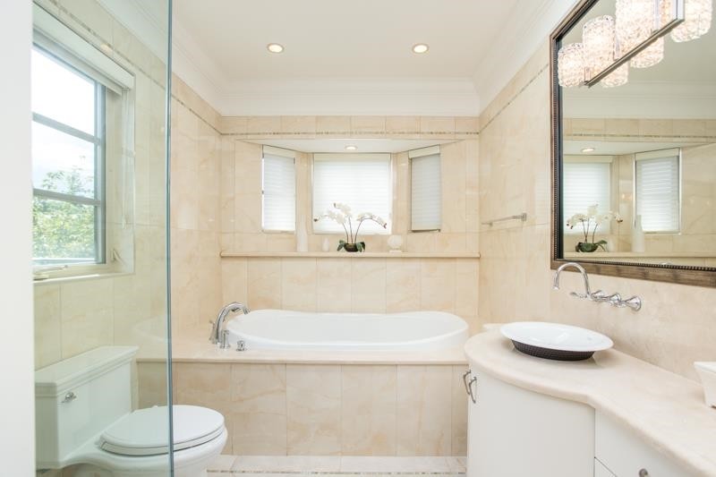 4416 11Th Avenue W, Vancouver, BC