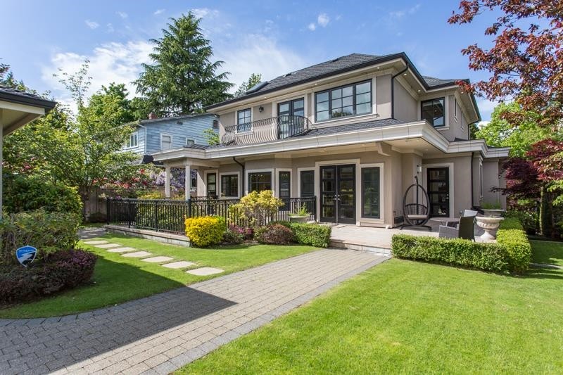 4416 11Th Avenue W, Vancouver, BC