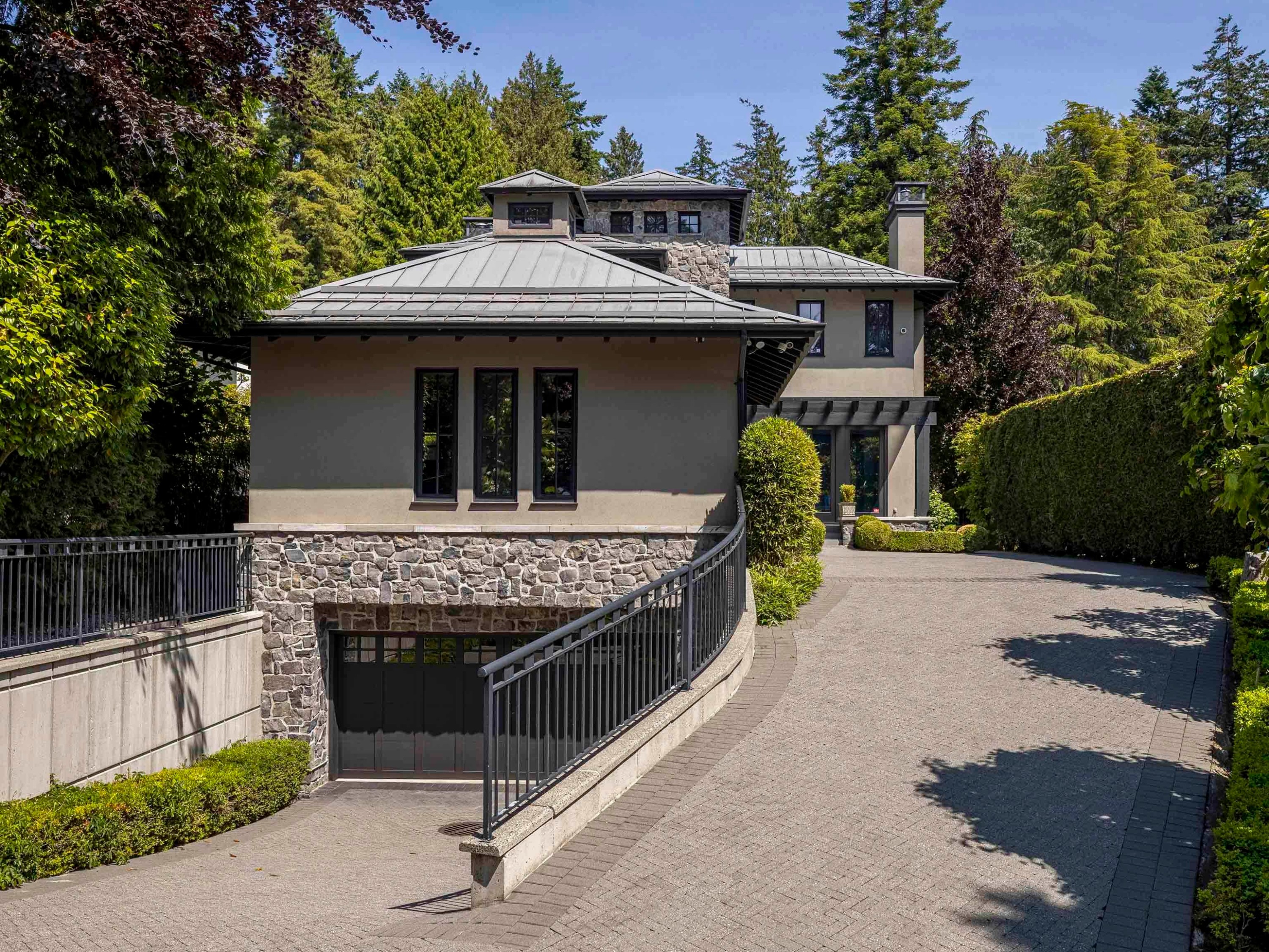 6448 Macdonald Street, Vancouver, BC