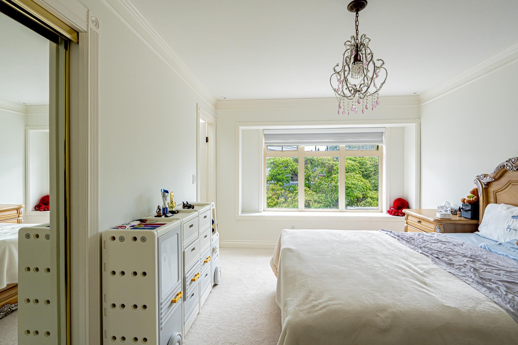 6879 Arbutus Street, Vancouver, BC