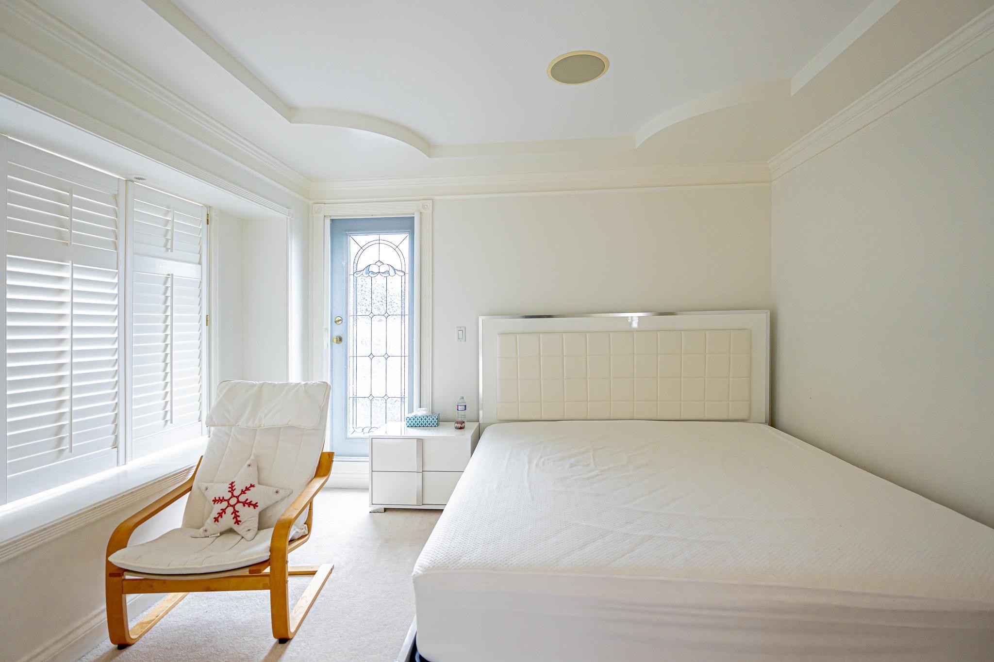 6879 Arbutus Street, Vancouver, BC