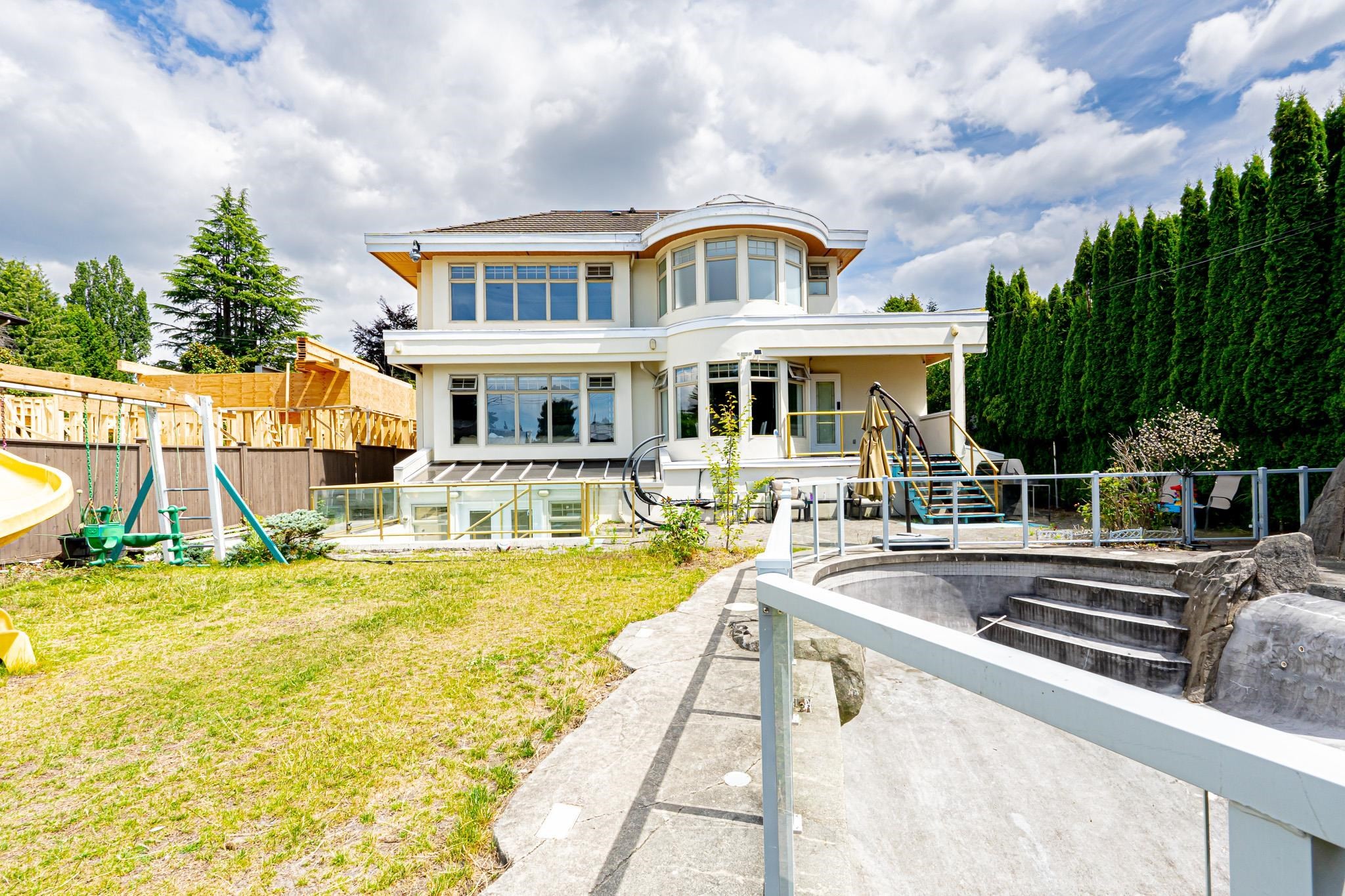 6879 Arbutus Street, Vancouver, BC